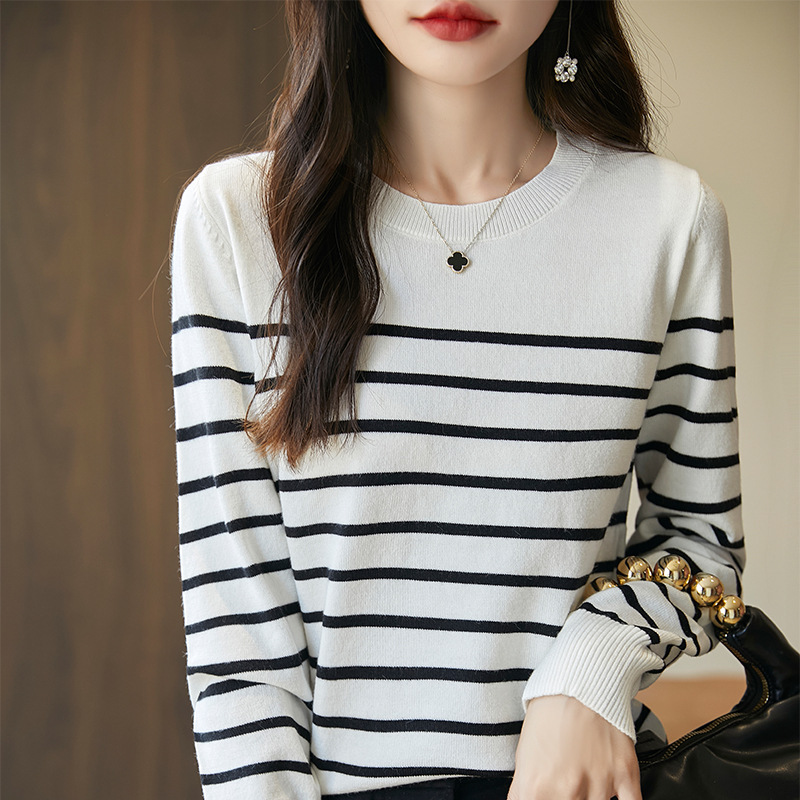 Stella Fashion Women’s Slim Fit Patchwork Pullover Top Long Sleeve Round Neck Urban Style – Black/White