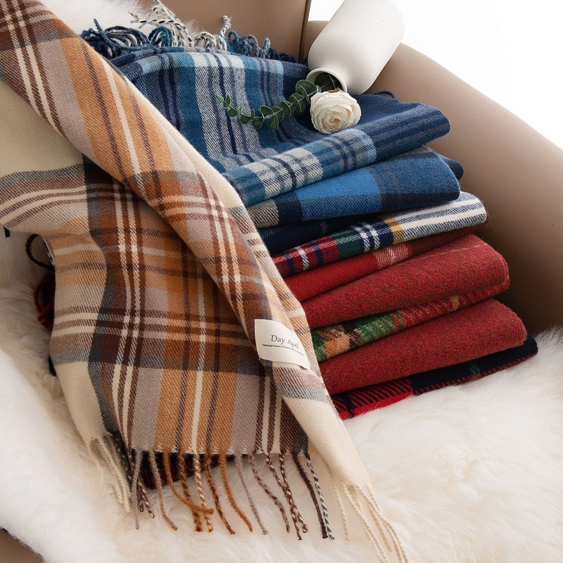 Stella Fashion Classic Pail Red Scarf Women Warm Extra Large Shawl Scarf Unisex Winter Neck Scarf Color Matching Plaid Print Tassel