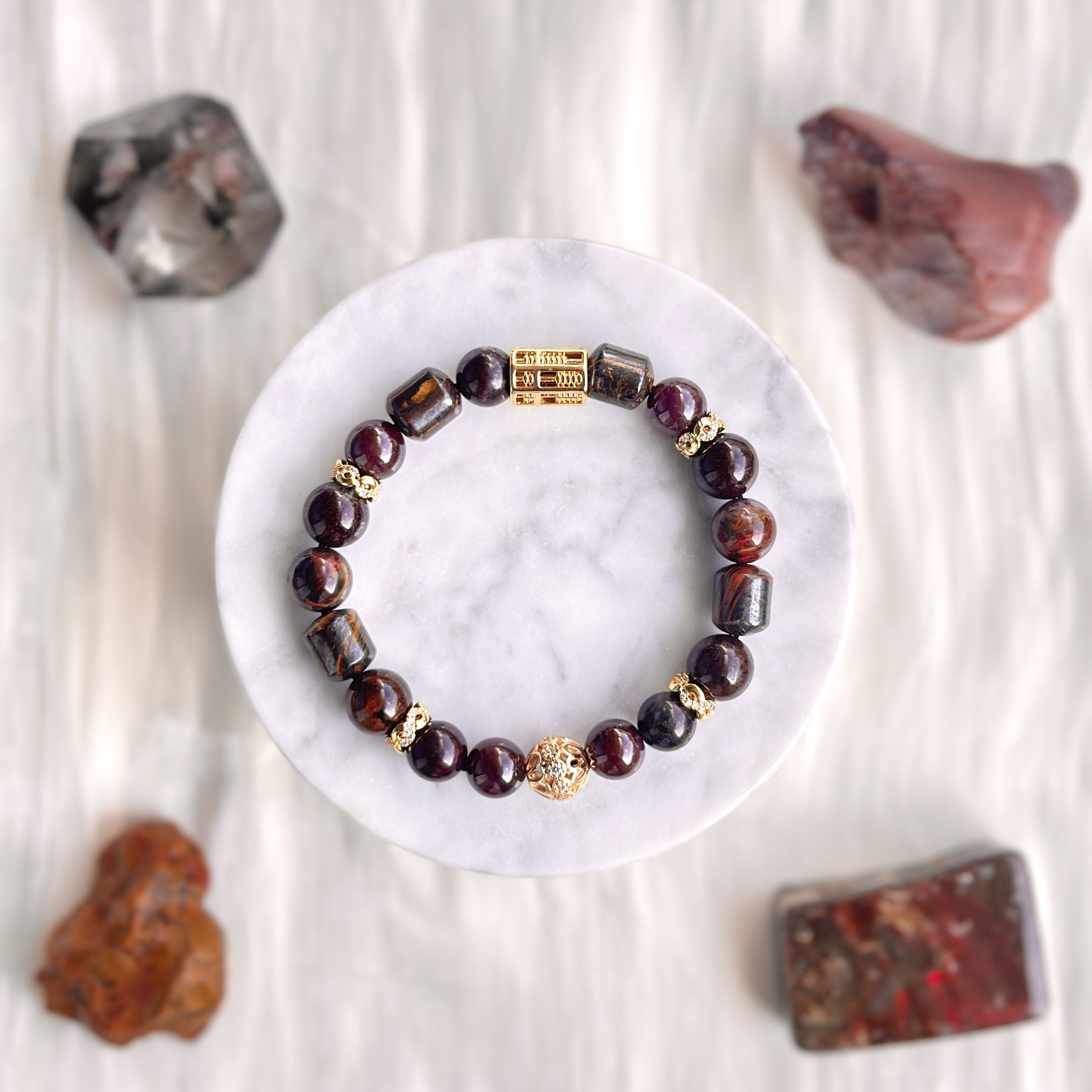 VT Gleaming Bronzite