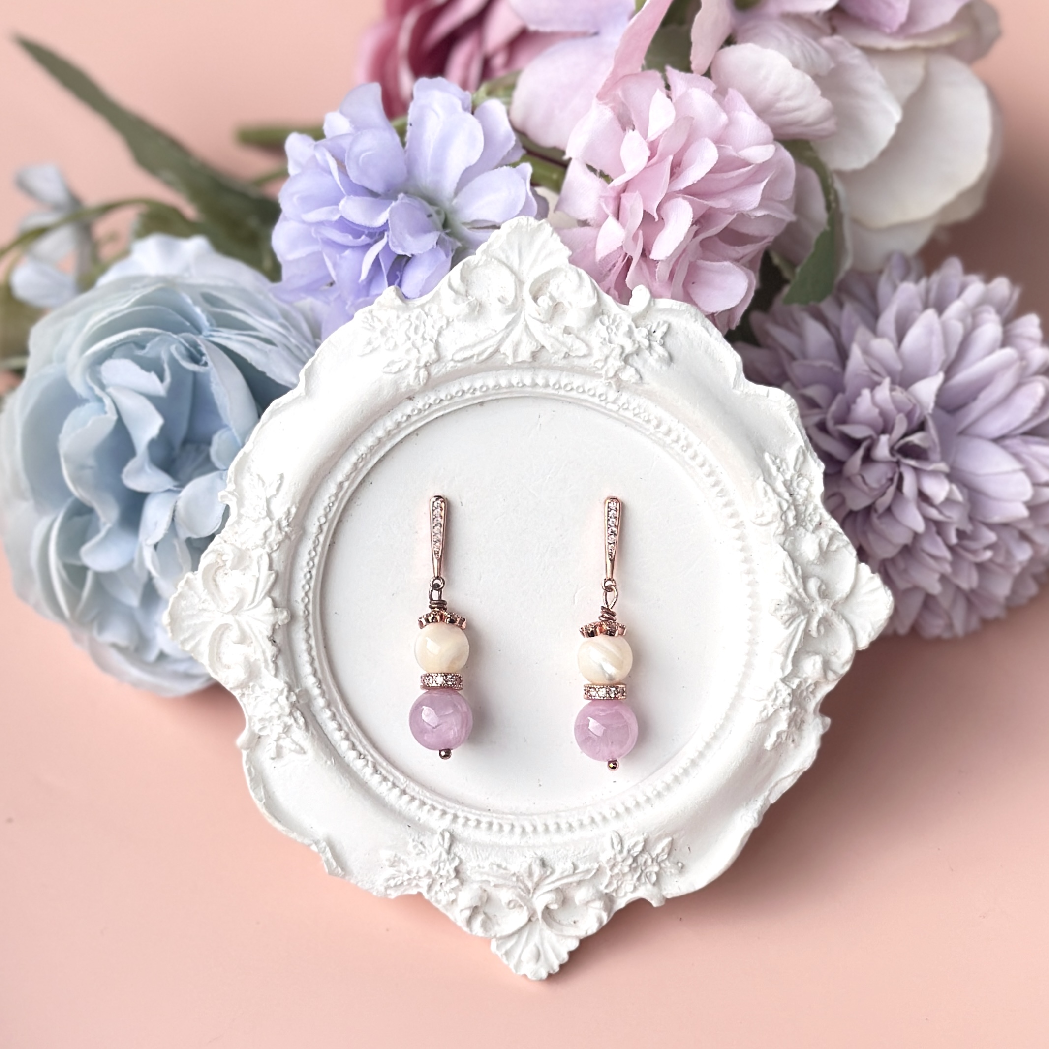 White Shell Pearl with Kunzite Earring