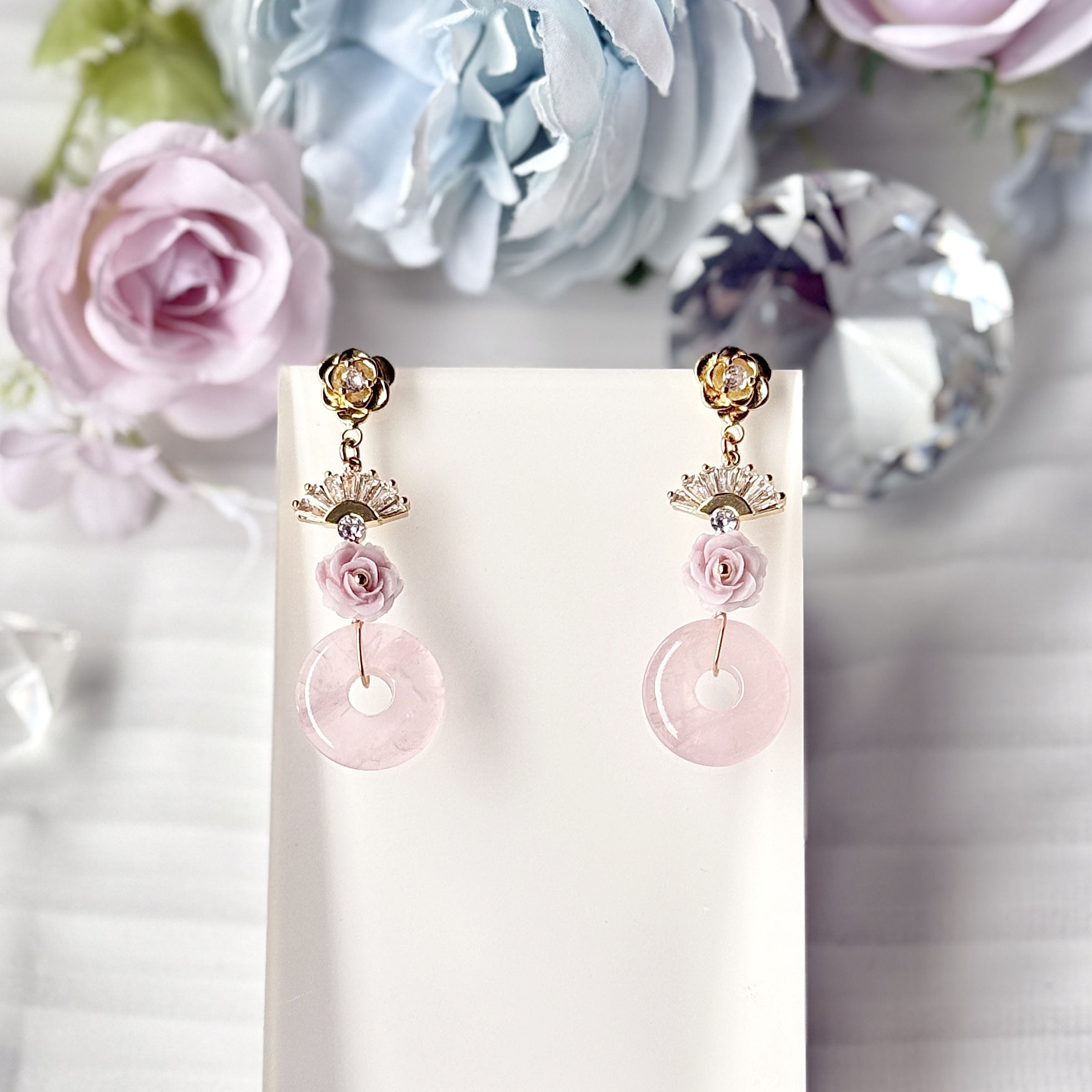 Madagascar Rose Quartz Flo Donut with Moissanite Fan & Rose Studs