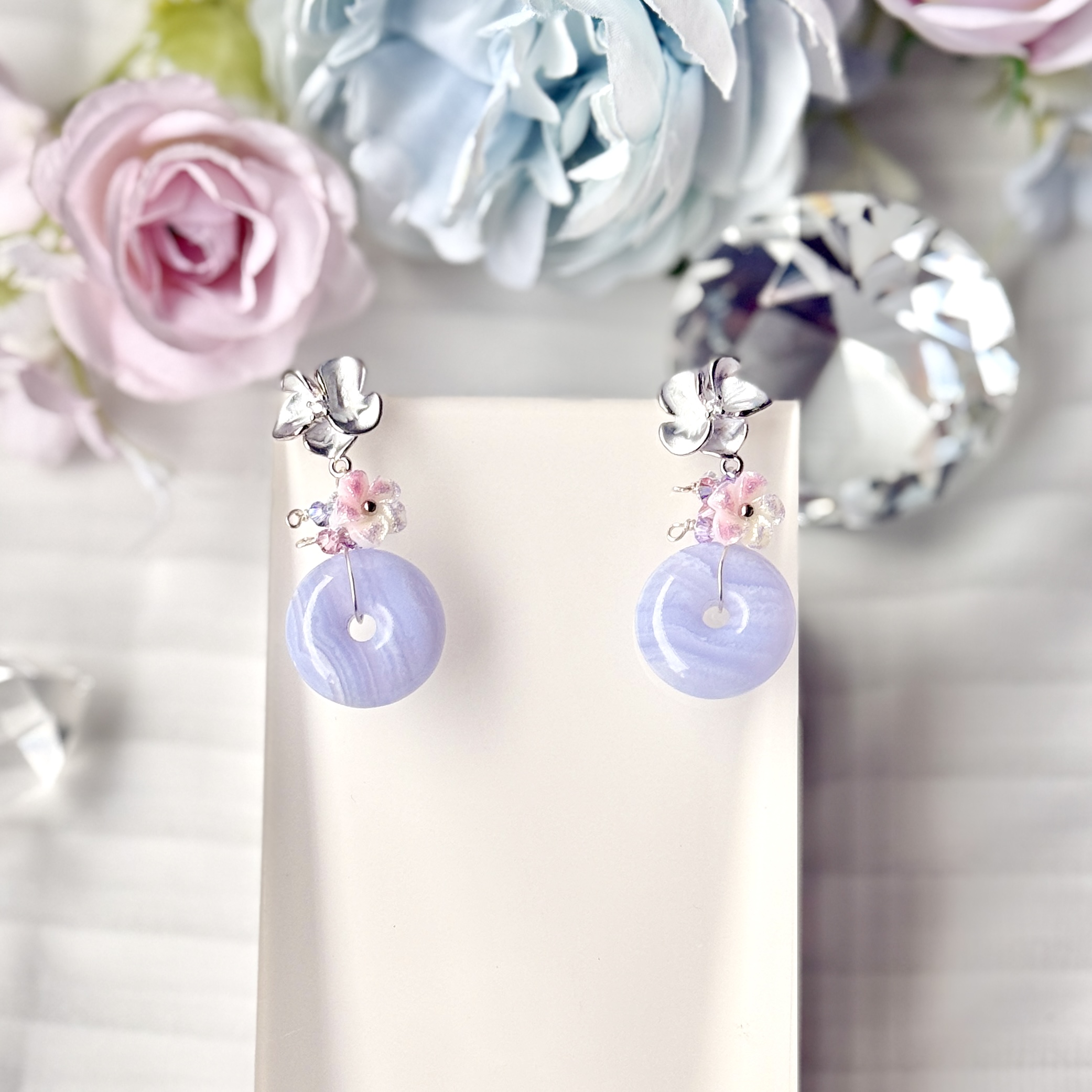 Blue Lace Agate Flo Donut with Shimmery Pearl Like Hibiscus Studs & Double Swaroski Cluster with Ombre Rose