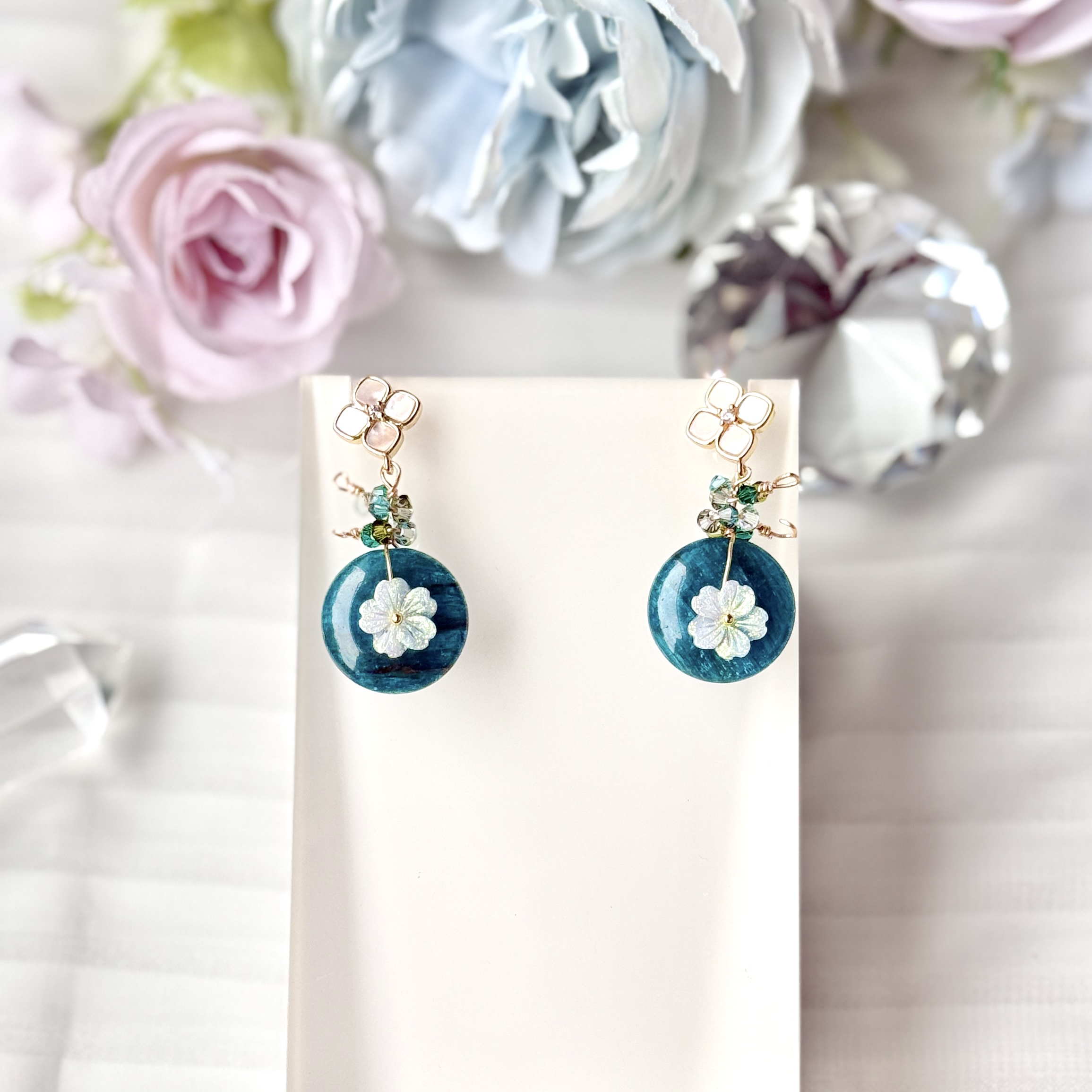 Apatite Flo Donut with Shell Pearl Clover Studs & Double Swaroski Cluster Earrings