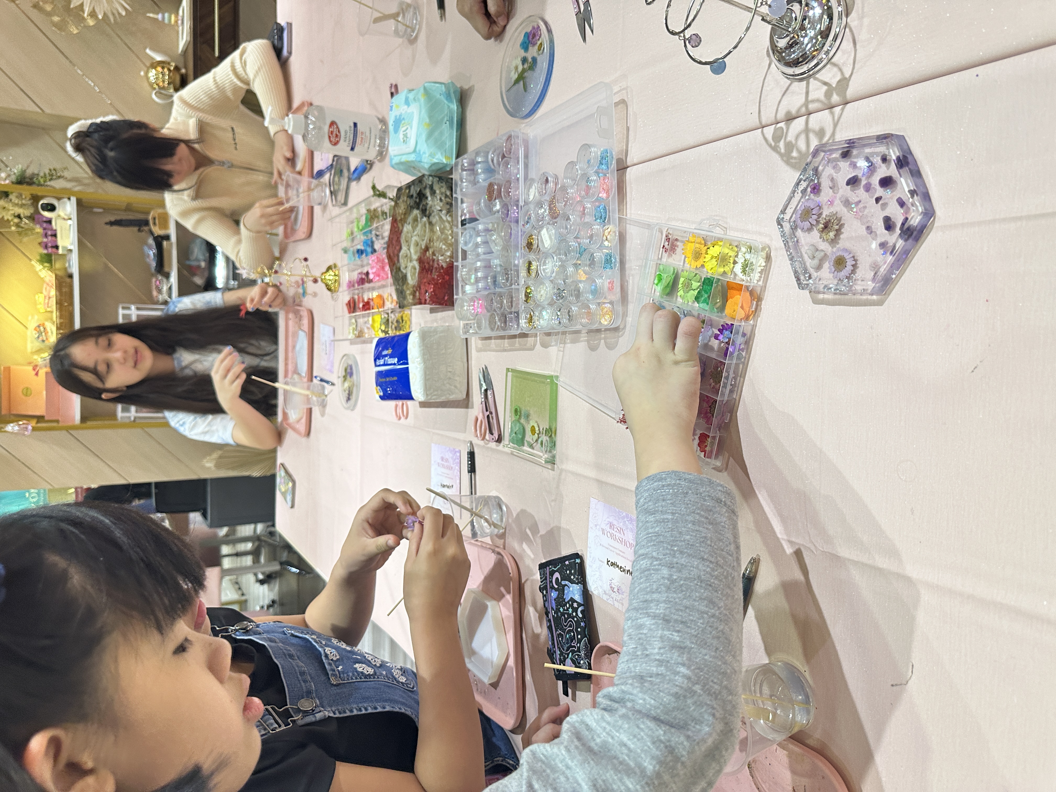 Floral Knots Resin Workshop