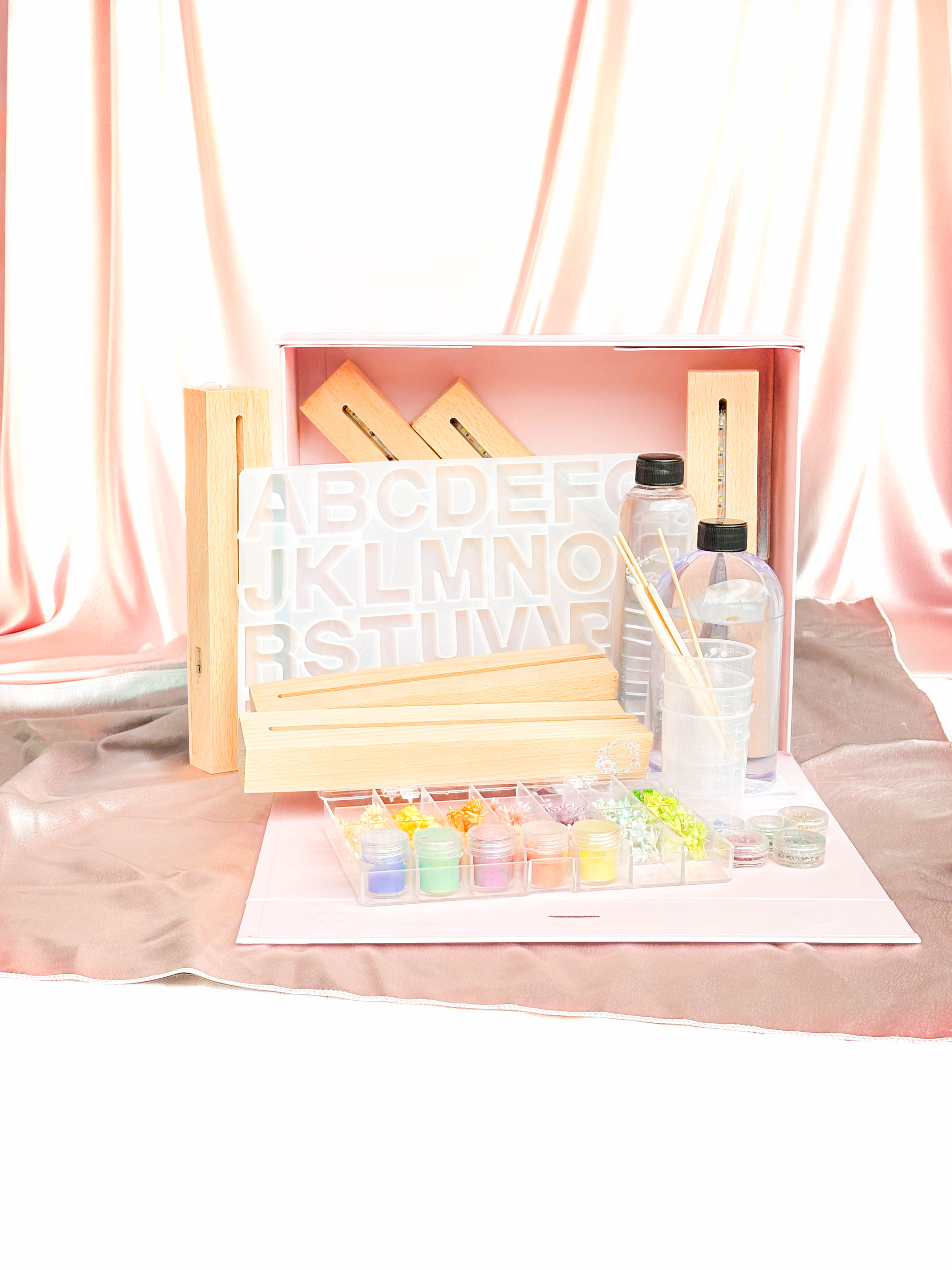 DIY Kit - Floral Lightstand