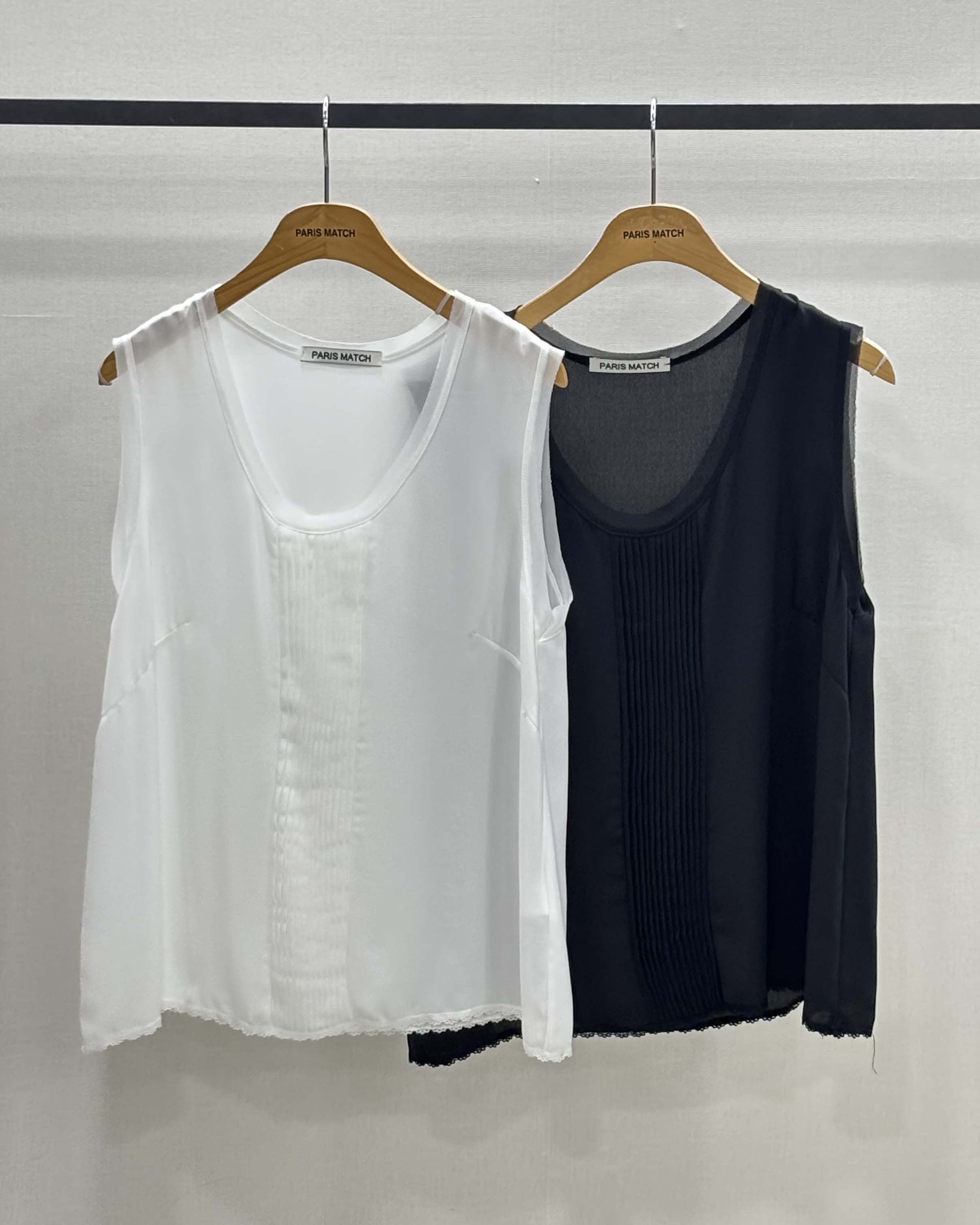 Mesh Trim Light U Neck Blouse