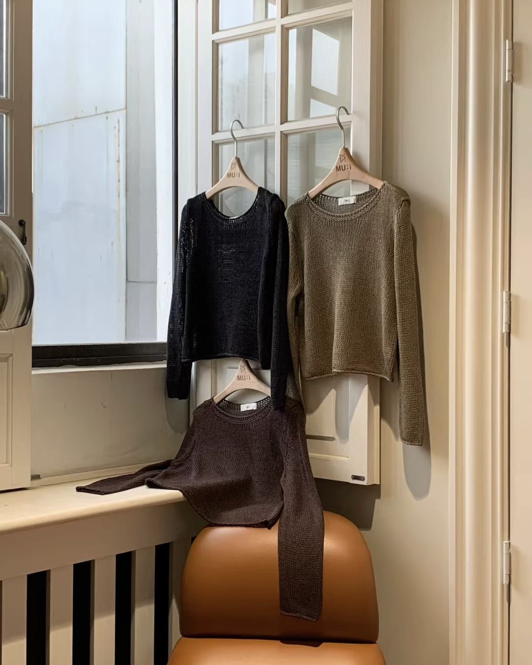 U Neck L Sleeve Knit Top