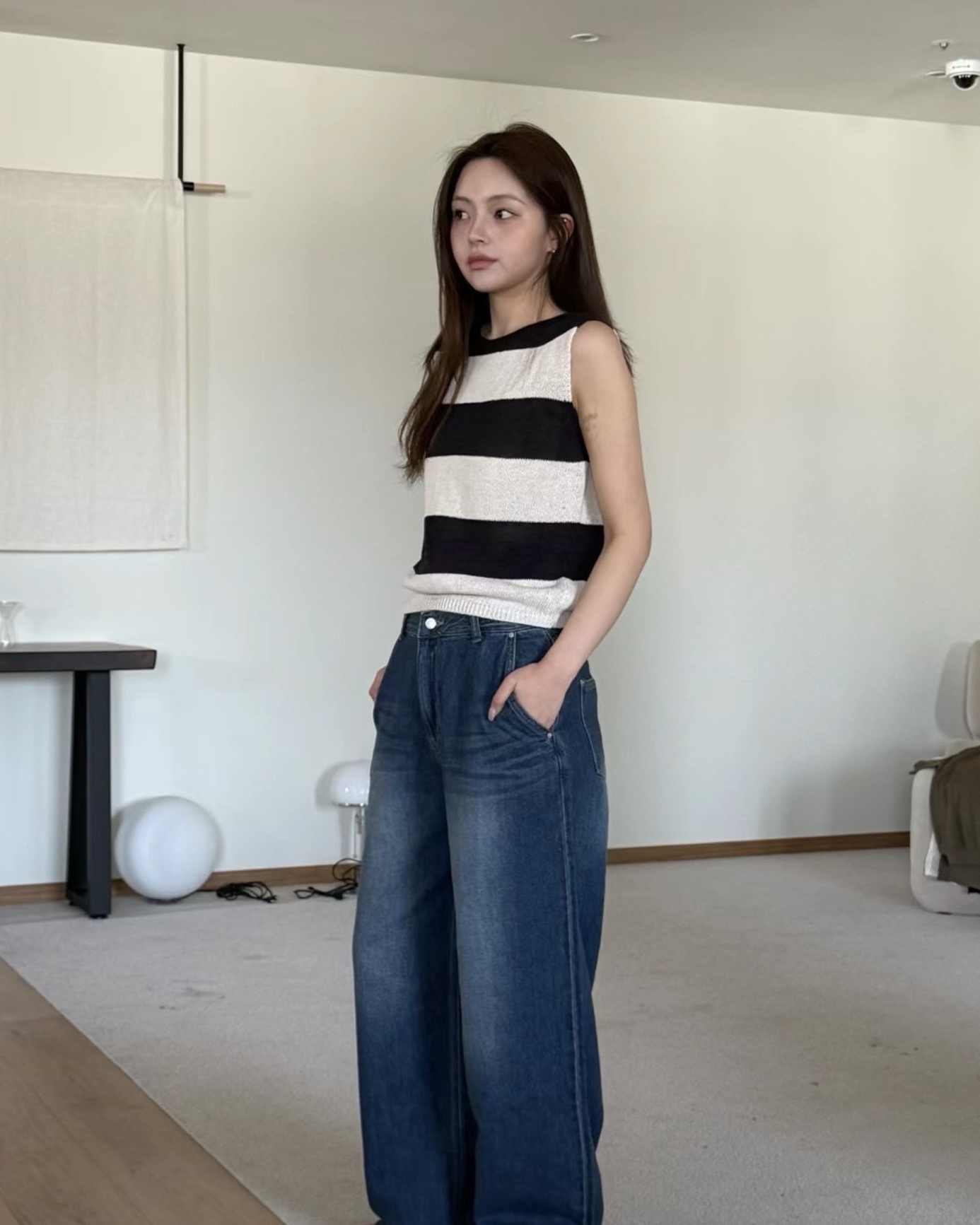 Thick Stripe Sleeveless Knit Top