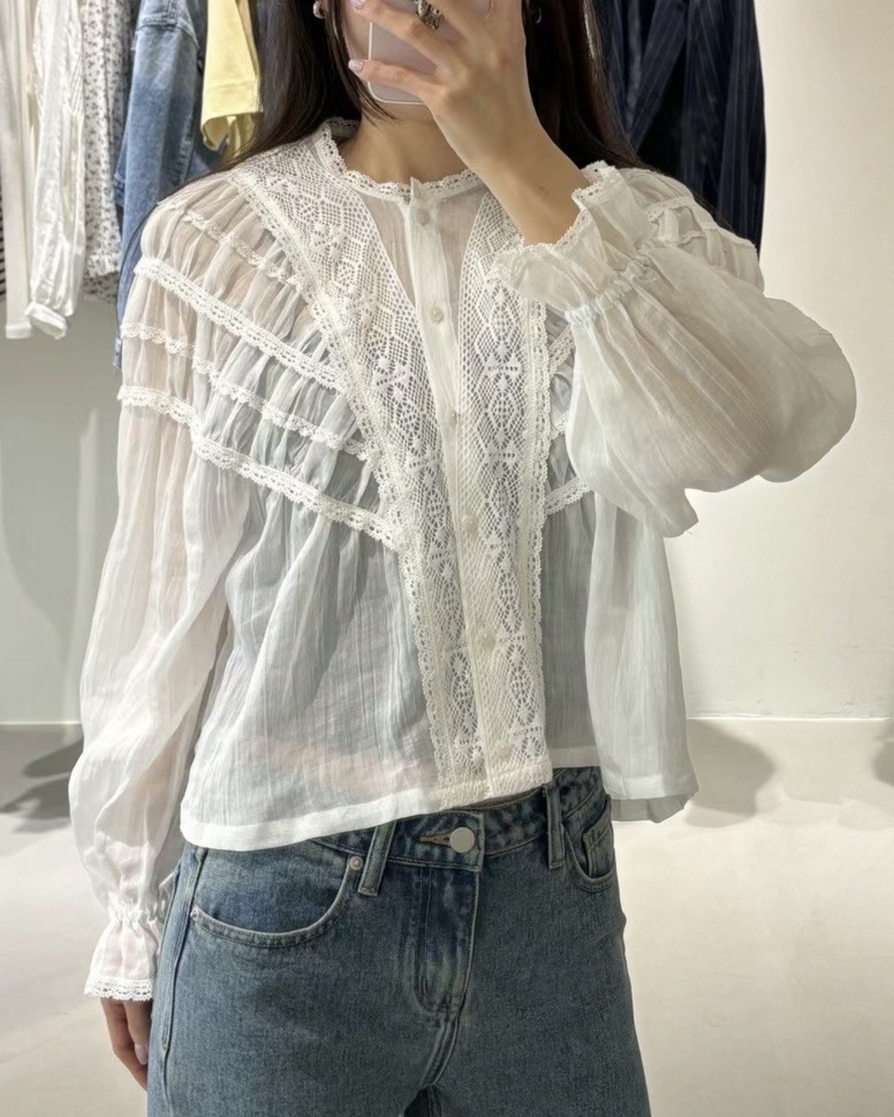 Creased Light Lace Blouse