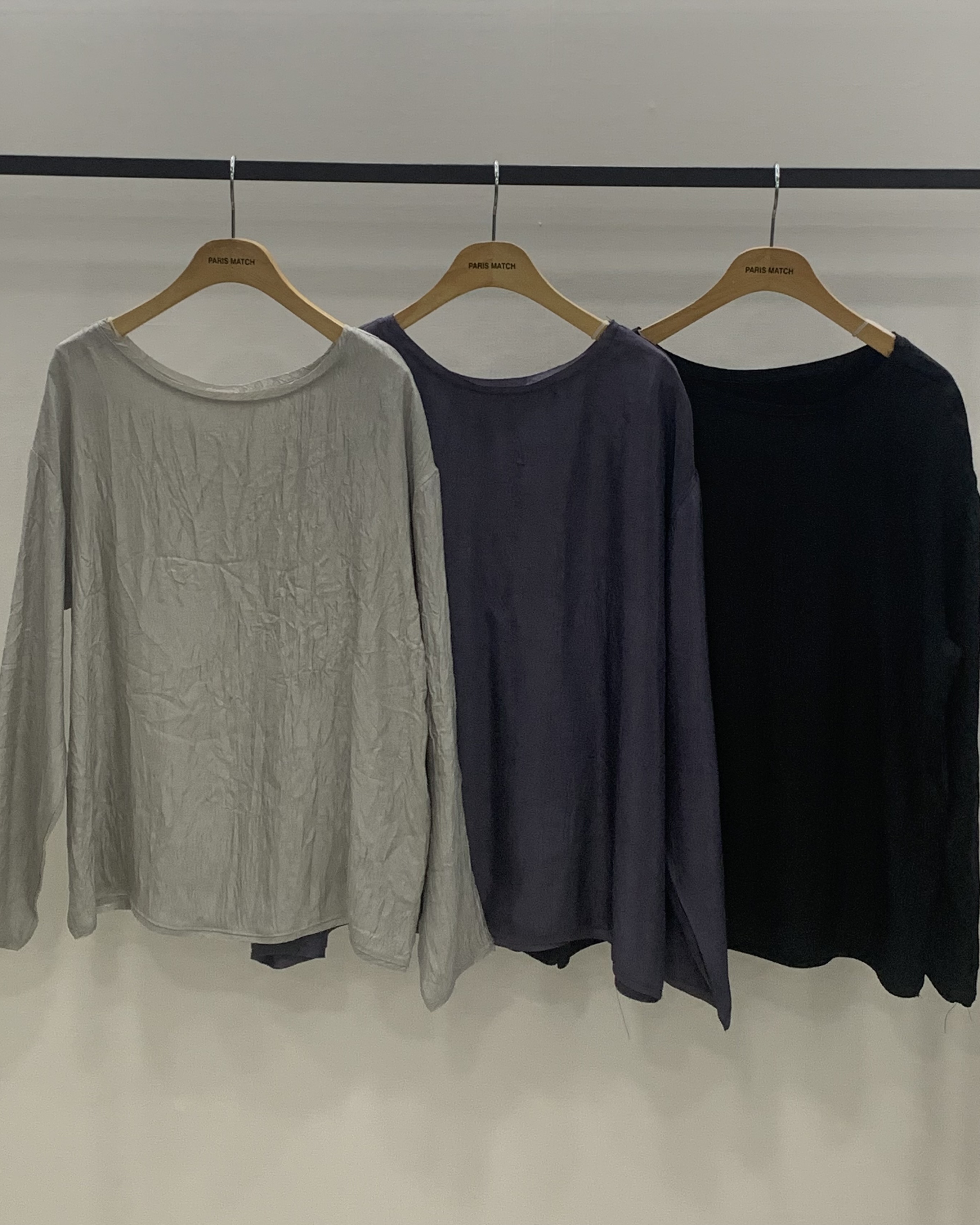 Wide Neck Crinkle Blouse