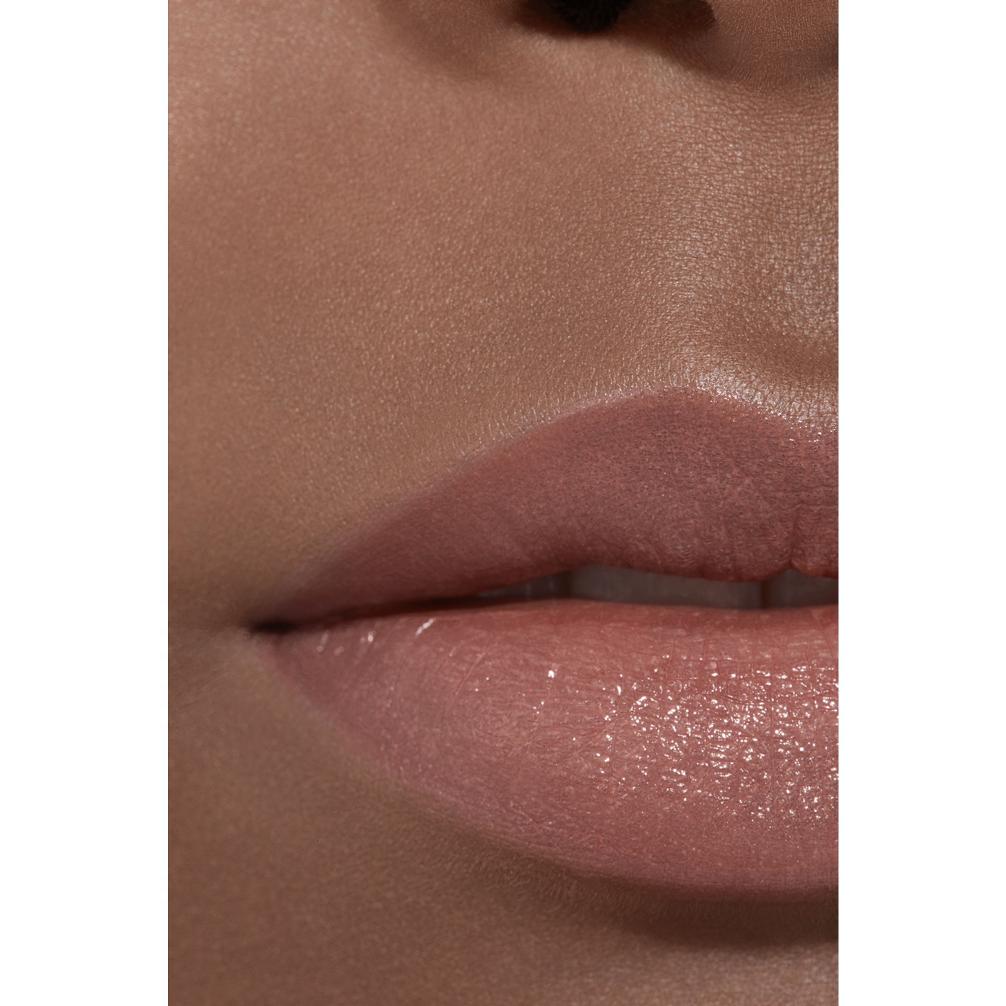 LUMINOUS INTENSE LIP COLOUR