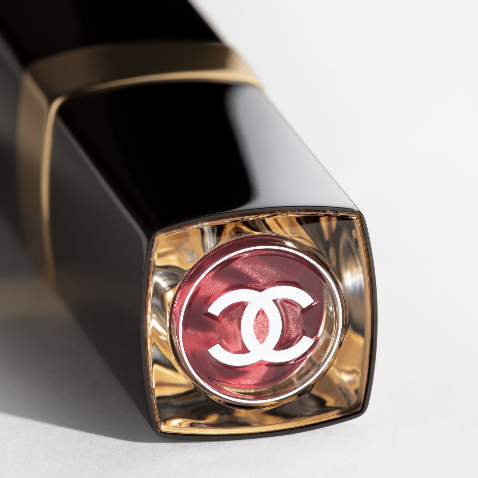 WARNA, KILAU, INTENSITAS DALAM SEKEJAP