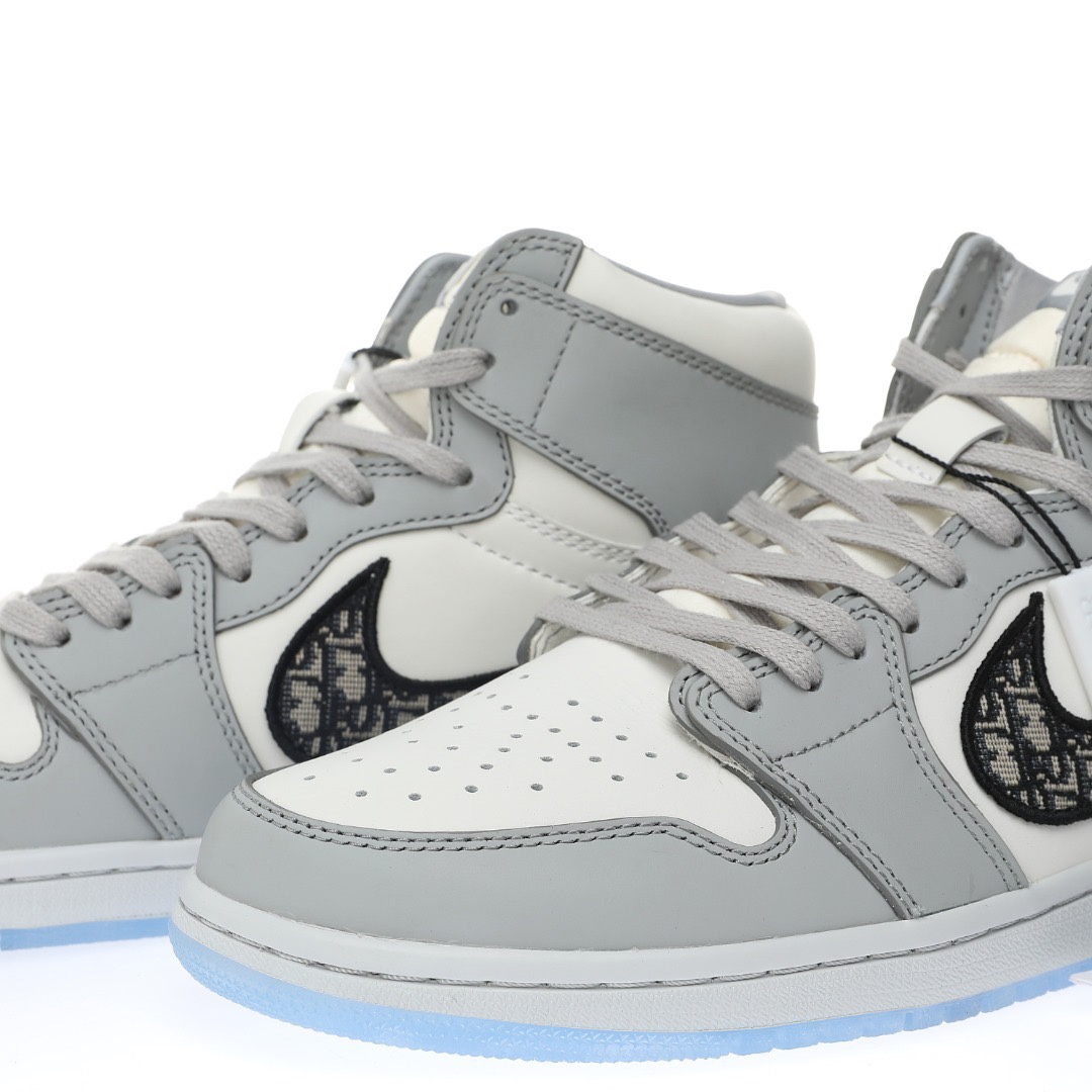 DIOR × AIR JORDAN系列