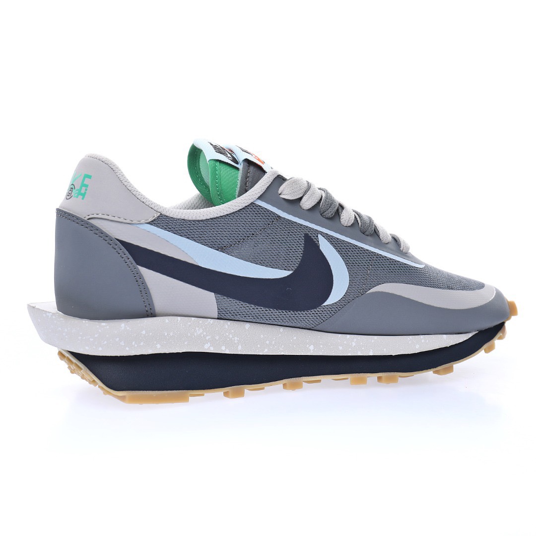 Undercover x Sacai x Nike LDWaffle"Midnight Spruce/University Red"