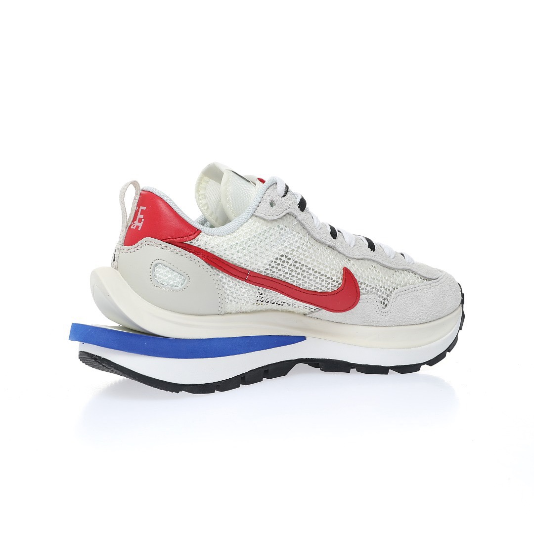 Sacai x Nike VaporWaffle 3.0"Red Neptune Green"