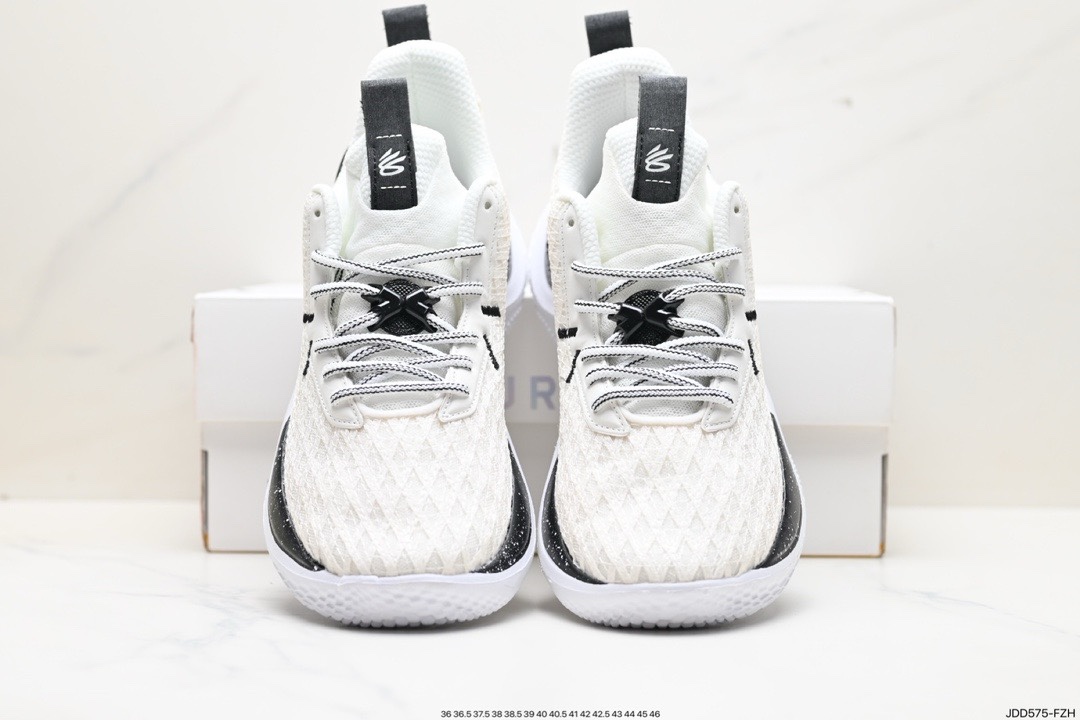 Under Armour Curry 10「系列」