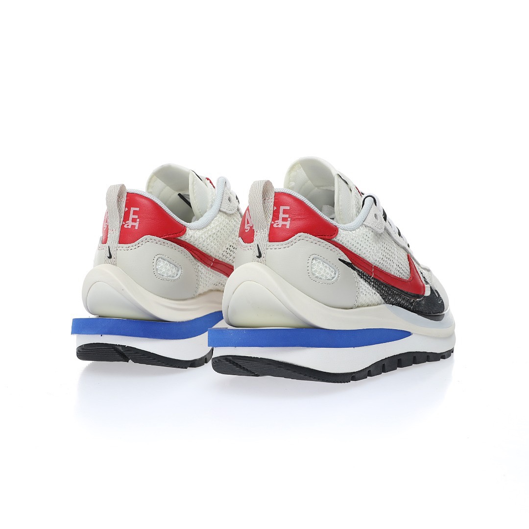 Sacai x Nike VaporWaffle 3.0"Red Neptune Green"