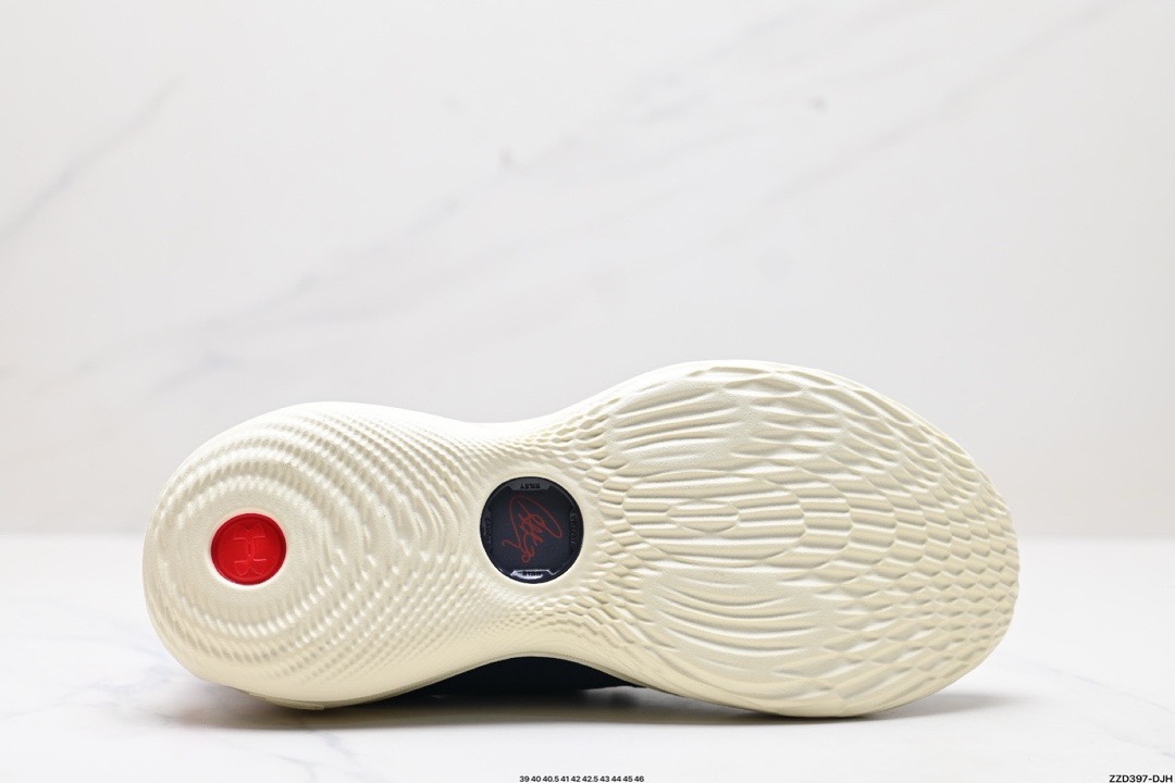 Under Armour Curry 12「系列」