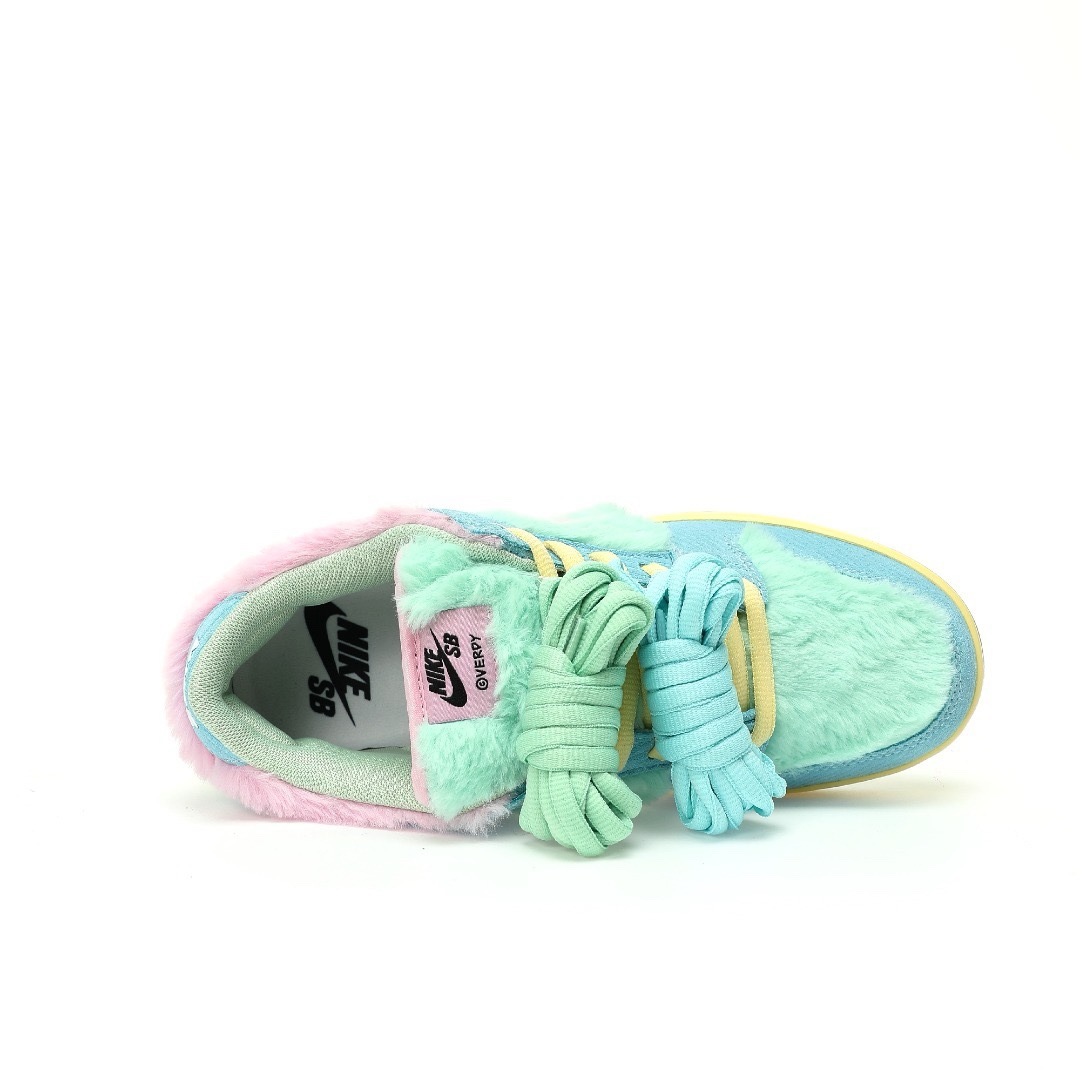 Verdy x Nike SB Dunk Low Pro"Visty"