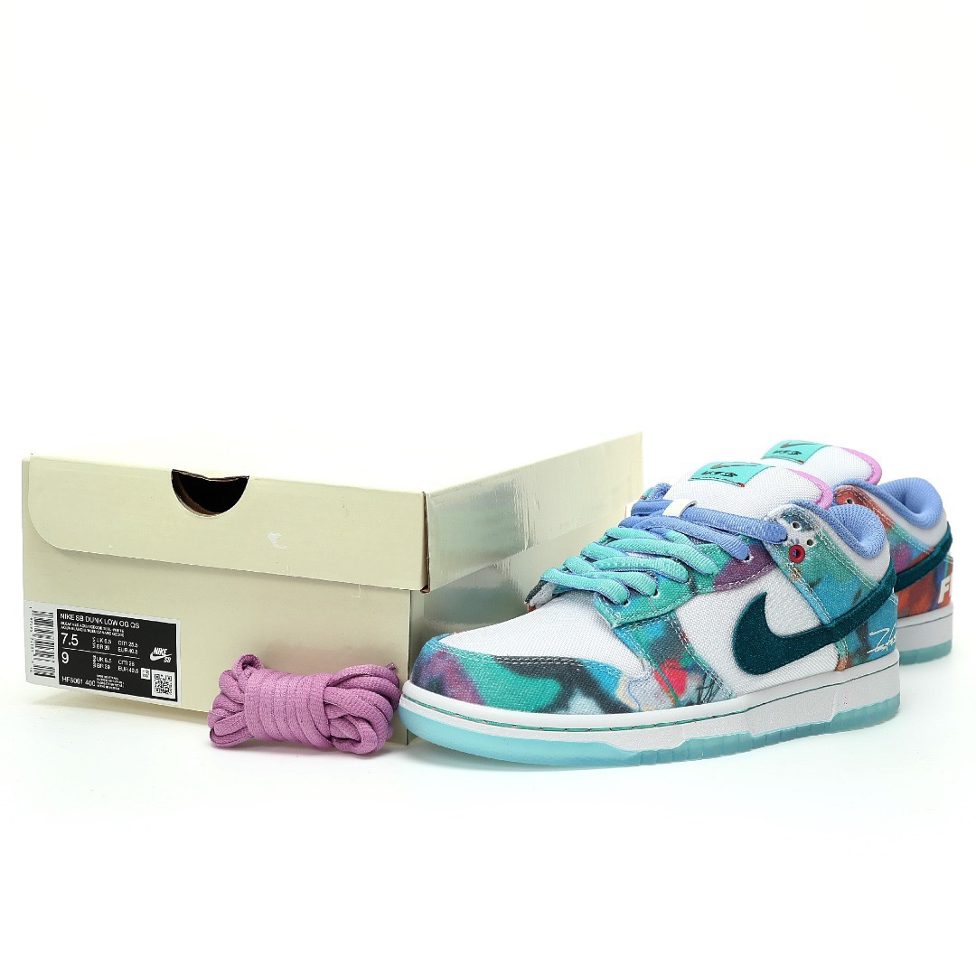 Futura x SB Dunk