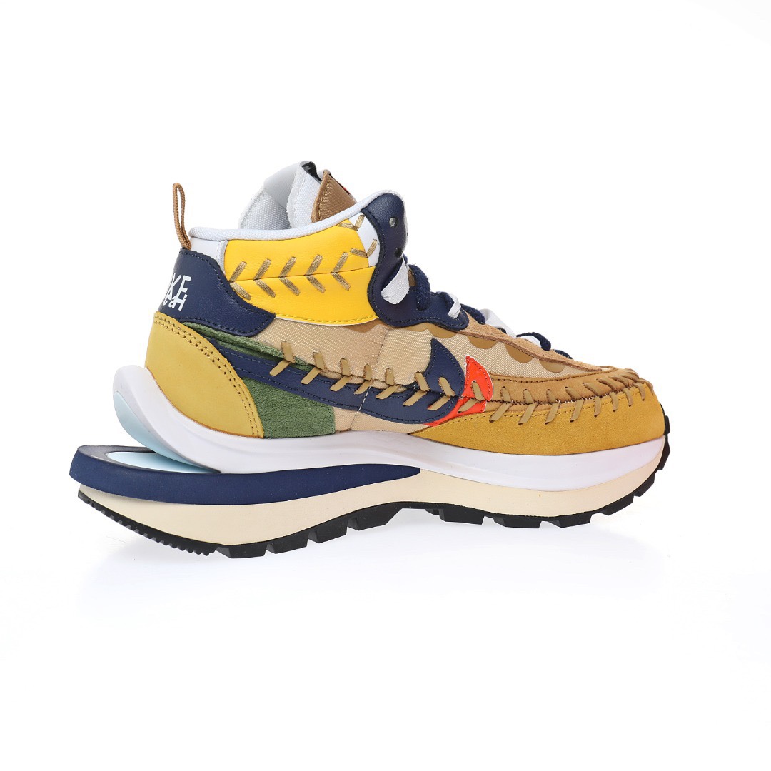 Jean Paul Gaultier x Sacai x Nike VaporWaffle High"Black/White"