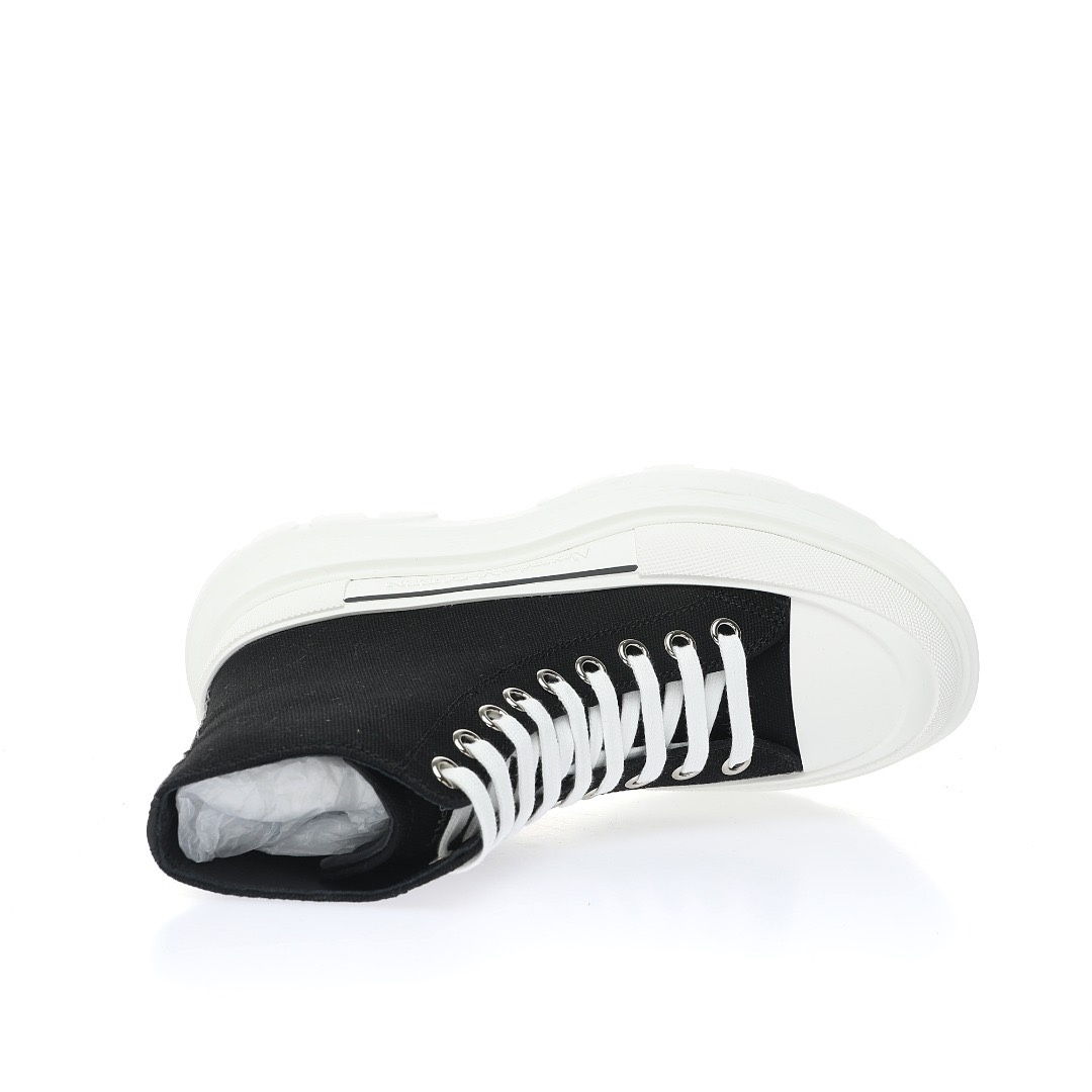 Alexander McQueen Chunky Tread Slick Mid Boots