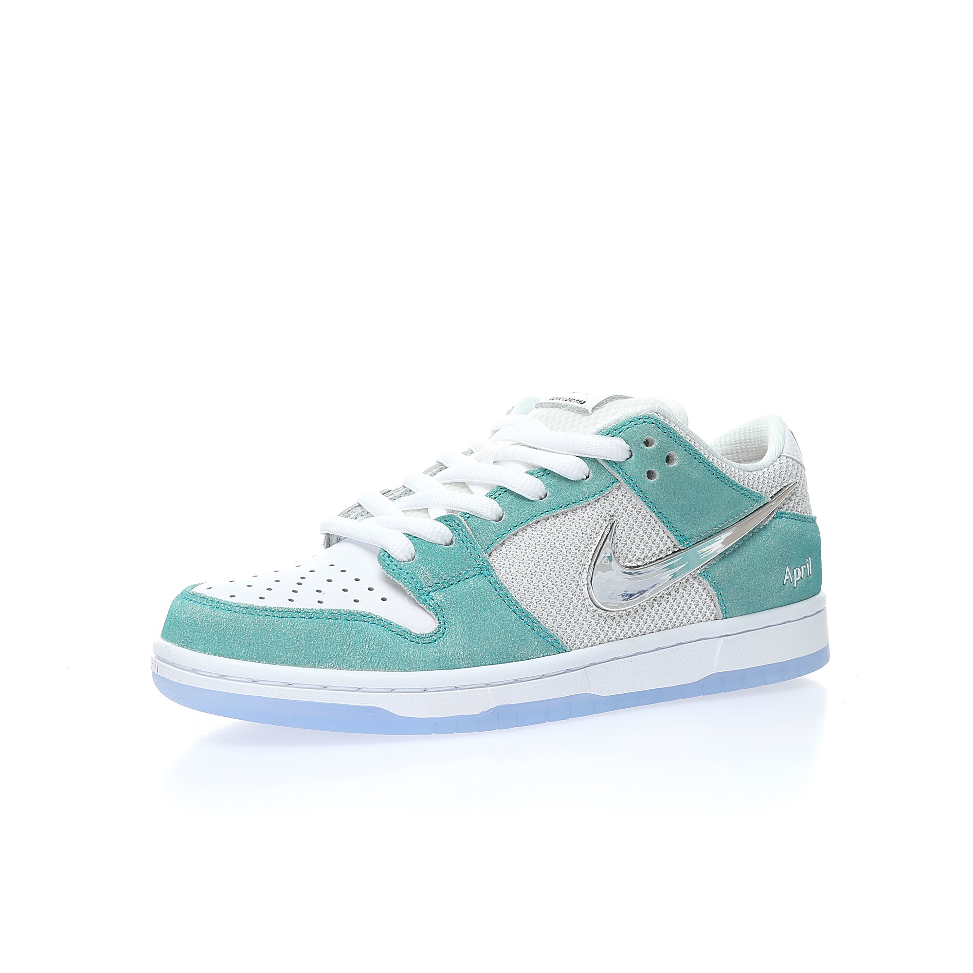 Dunk Low  X April Skateboards