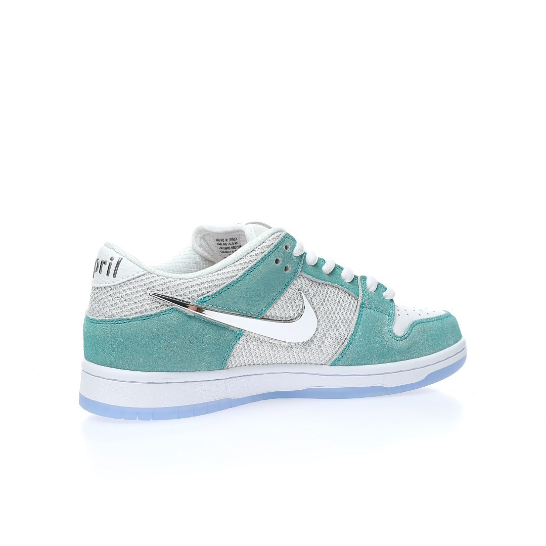 Dunk Low  X April Skateboards