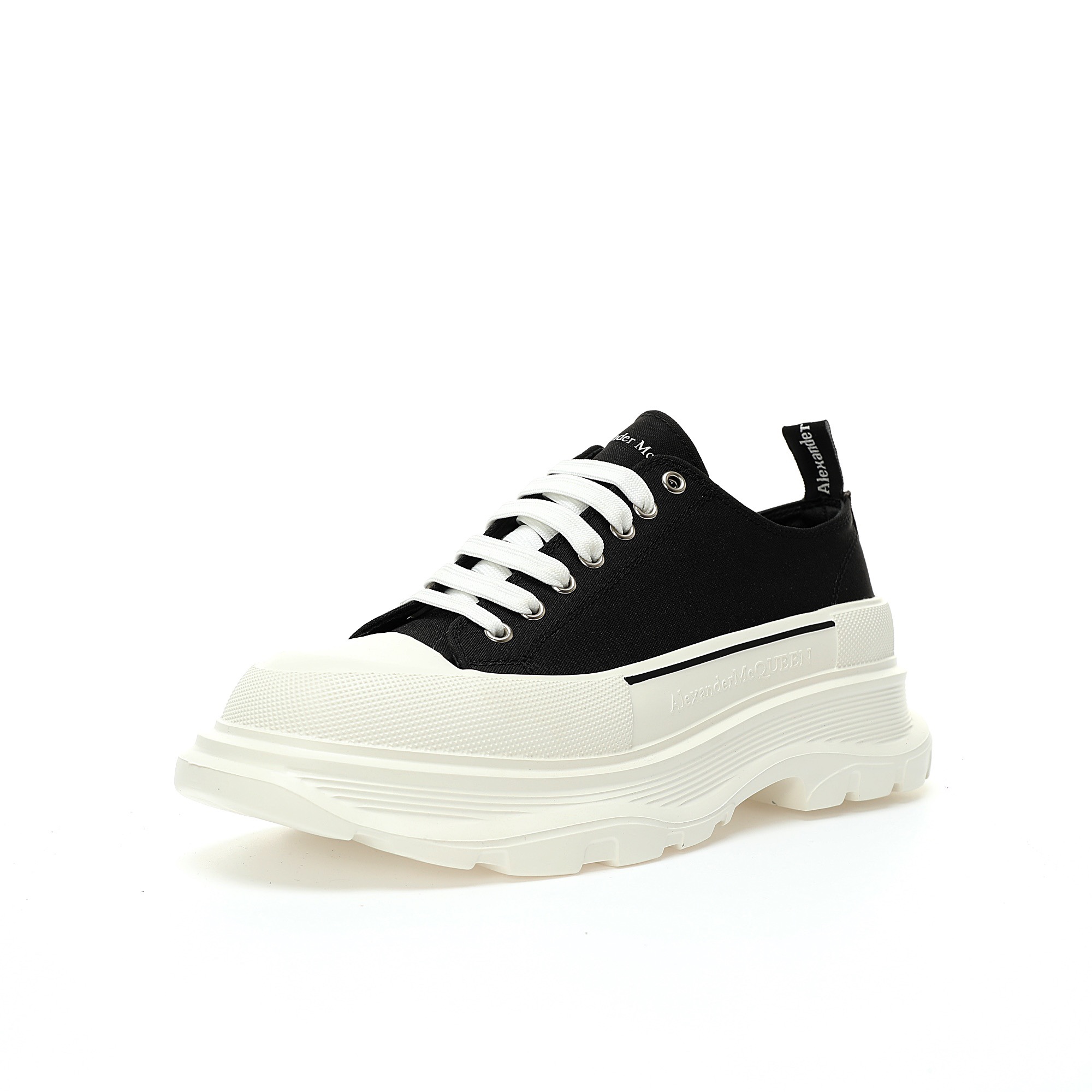 Chunky Tread Slick Low Sneakers