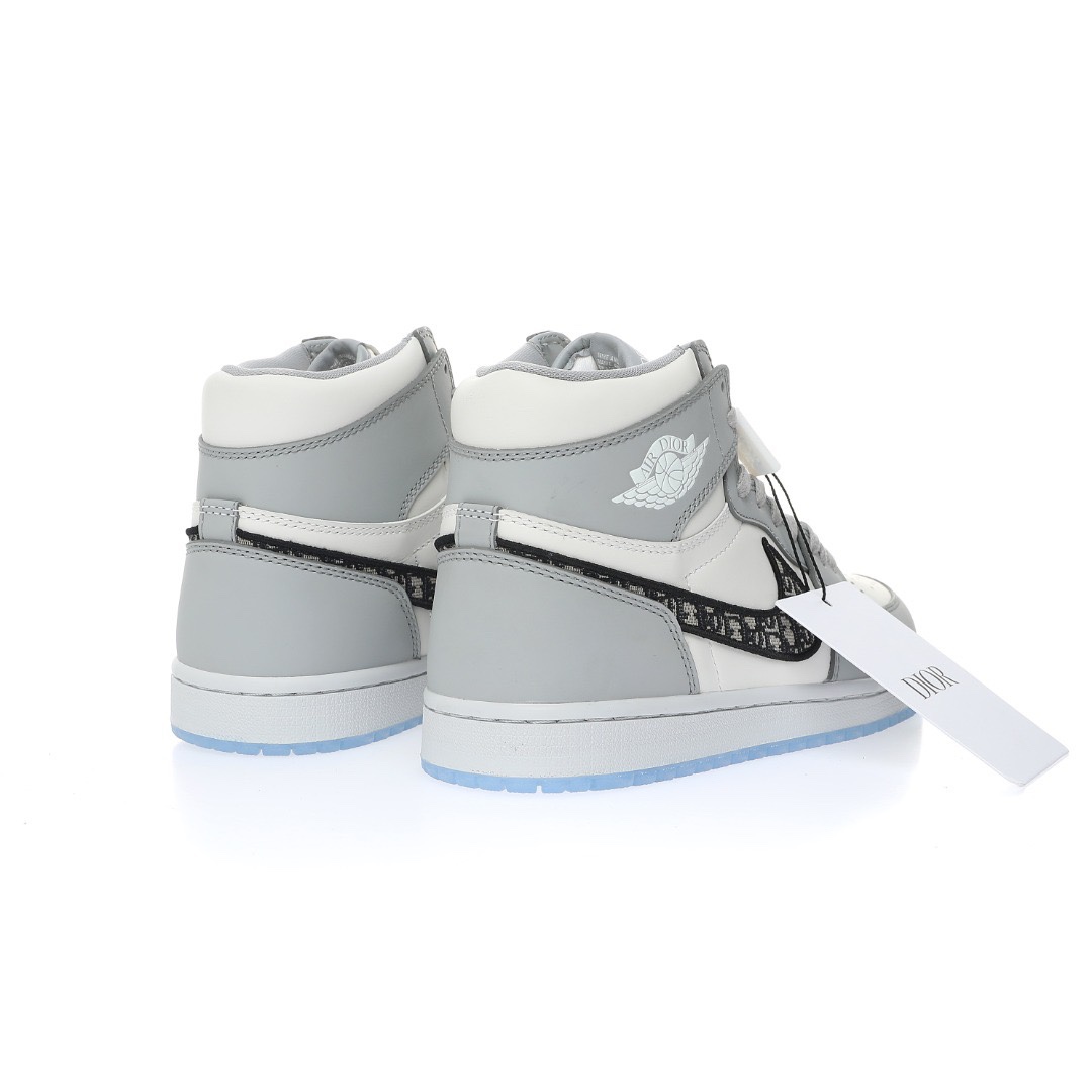 DIOR × AIR JORDAN系列