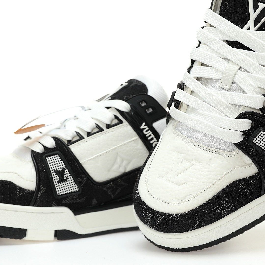 LOUIS VUITTON Trainer