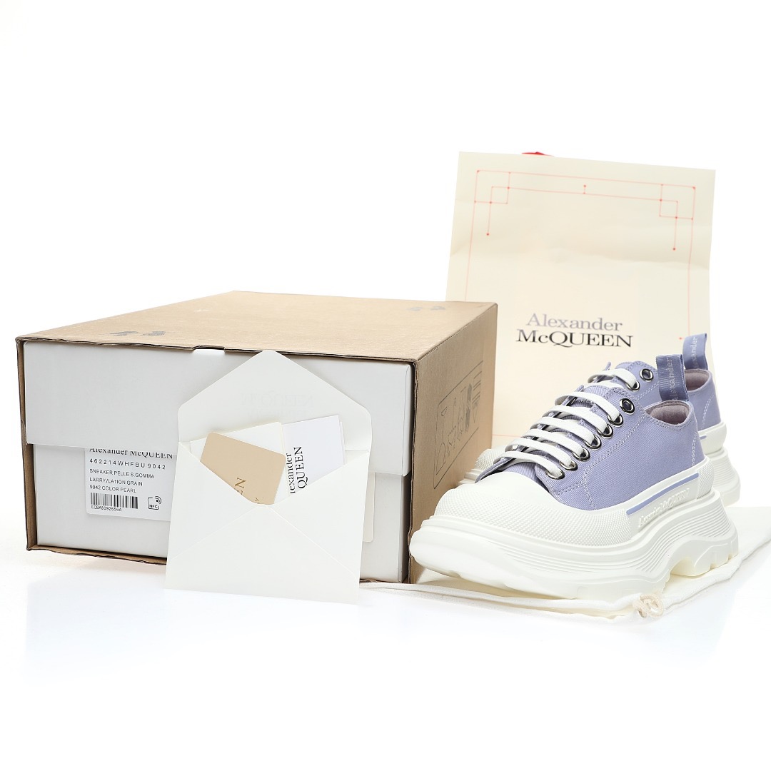 Chunky Tread Slick Low Sneakers