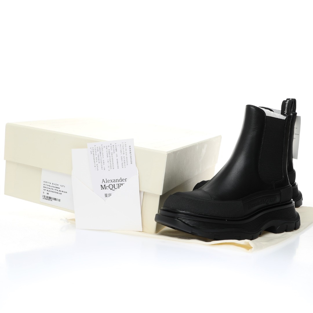 Alexander McQueen Chunky Tread Slick Mid Boots