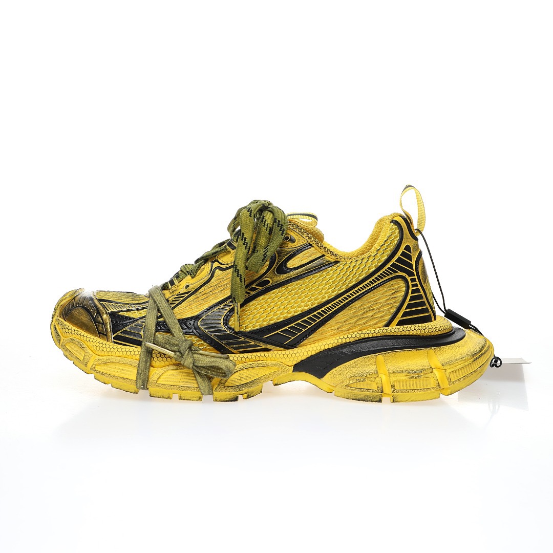 BALENCIAGA 3XL Sneakers 3+