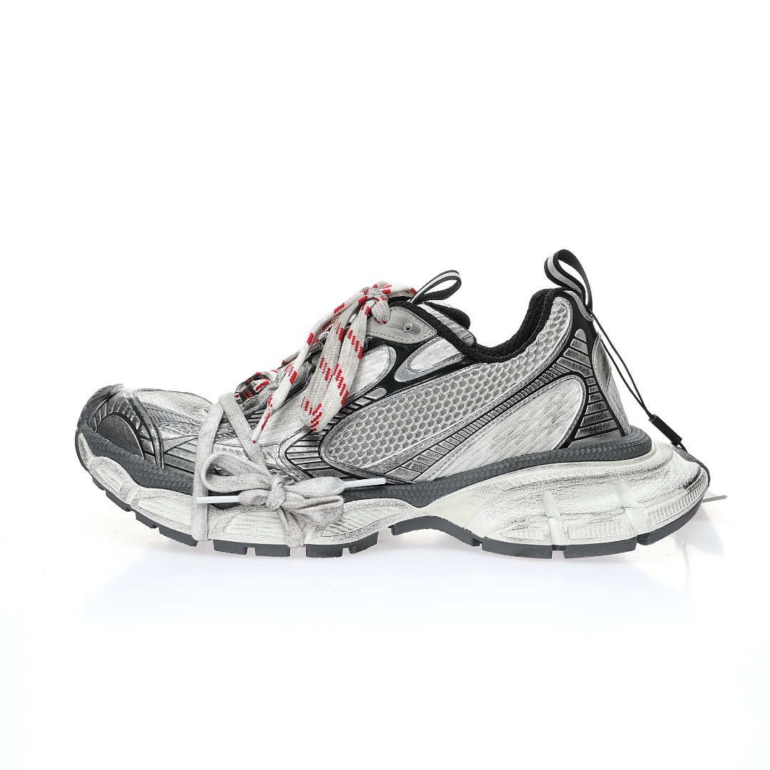 BALENCIAGA 3XL Sneakers 3+