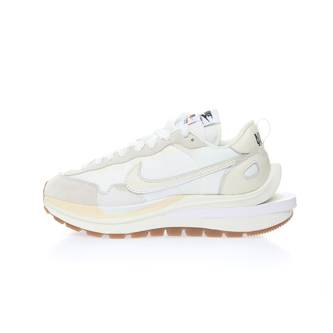 Sacai x Nike VaporWaffle 3.0"Red Neptune Green"