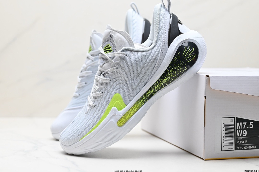 Under Armour Curry 12「系列」