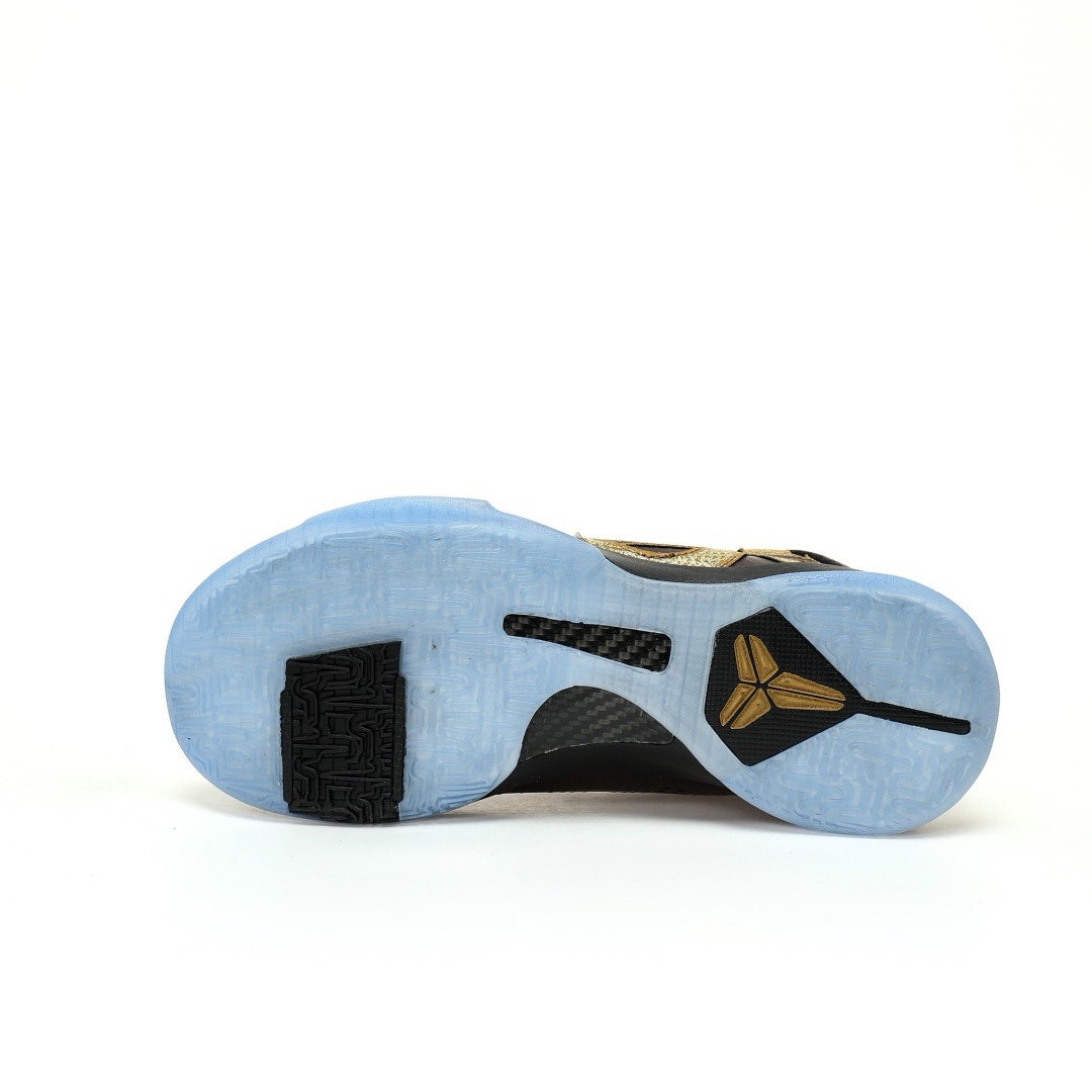 Kobe V Protro"Year of the Mamba"