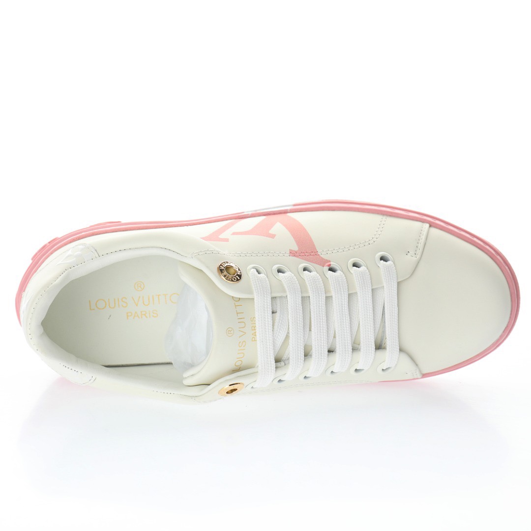 LOuIS VUITTON Time Out