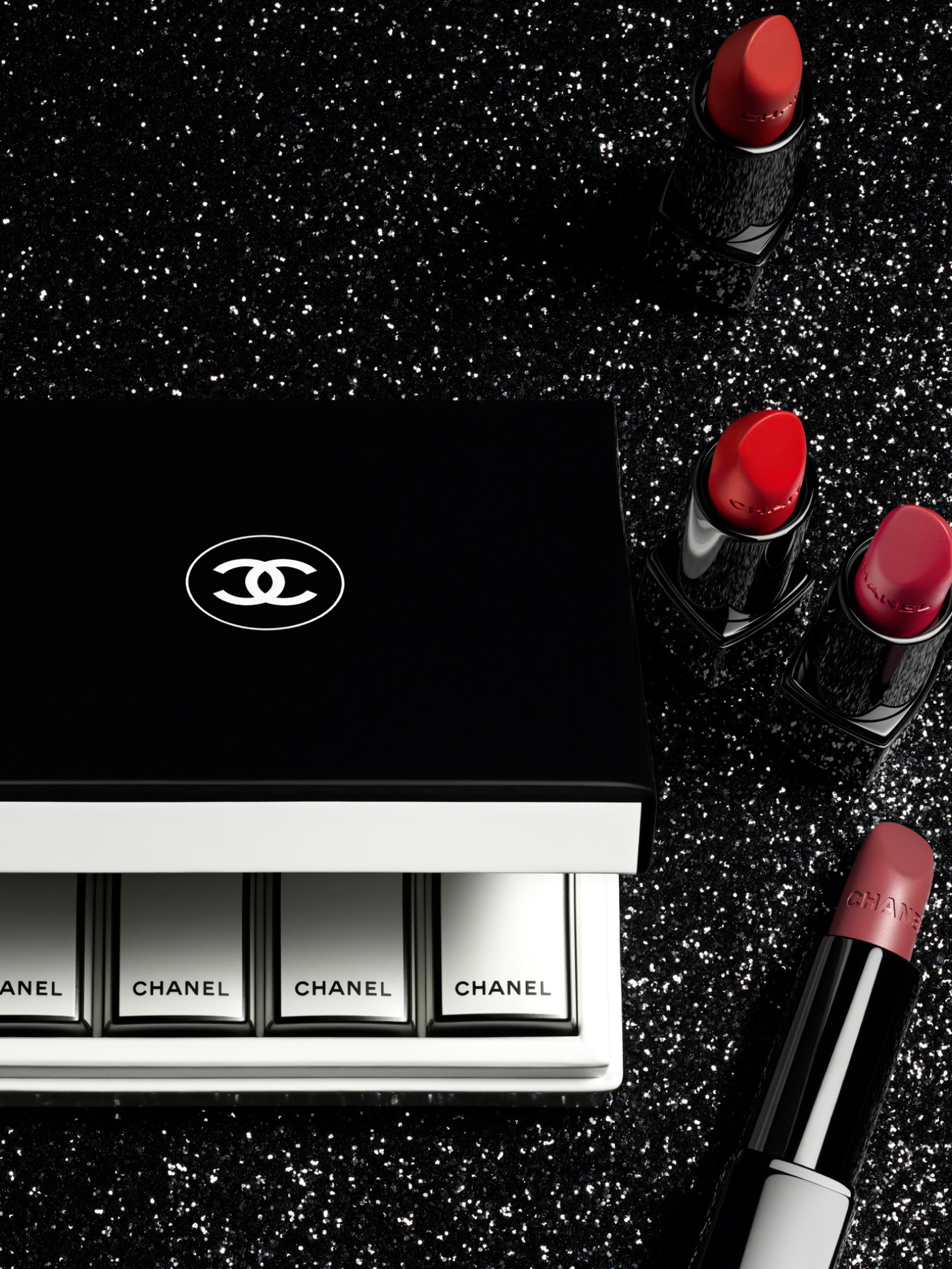 CHANEL ROUGE ALLURE VELVET 2本セット　新品 ROUGE ALLURE VELVET LES PERLES Luminous matte lip colour set
