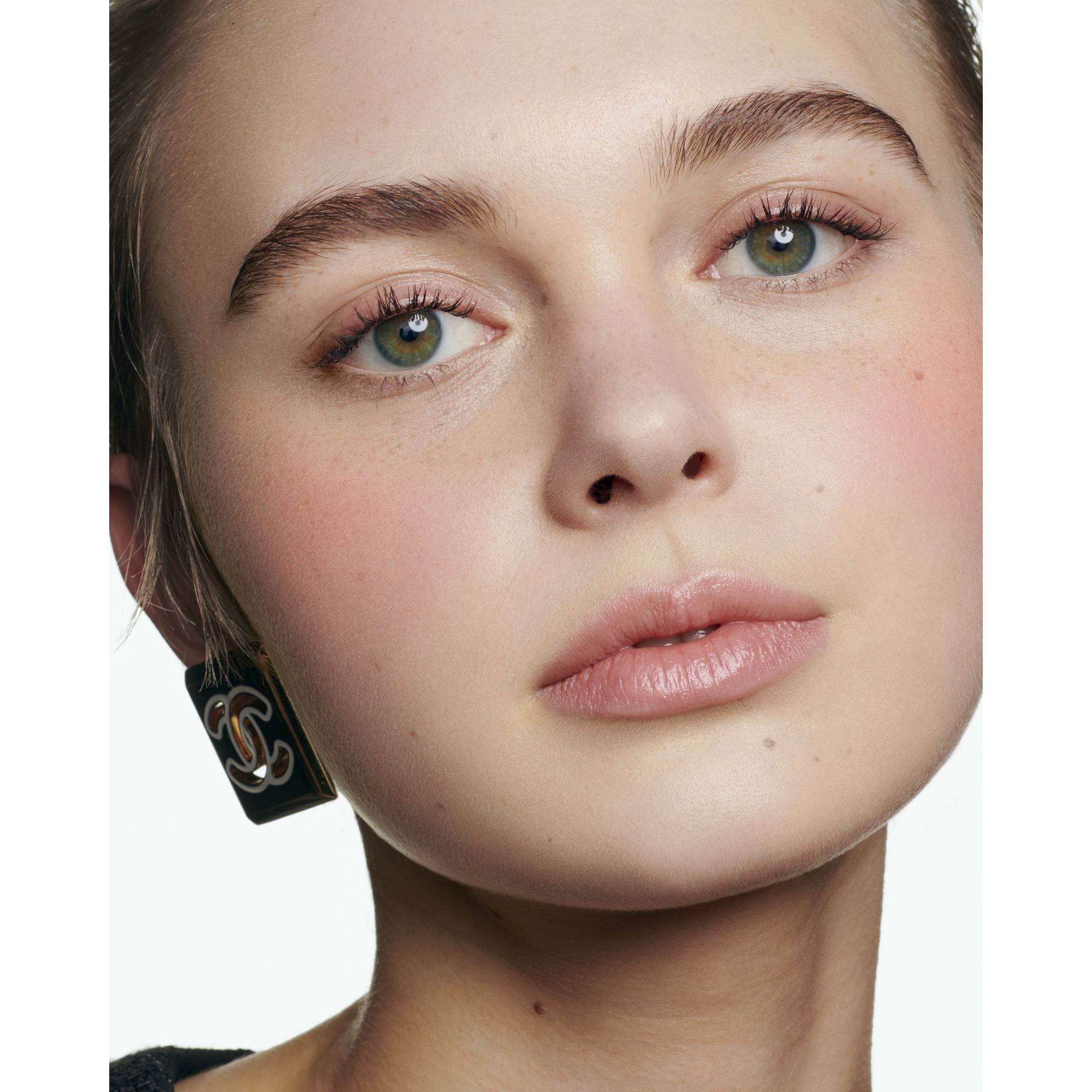 KREASI EKSKLUSIF – BLUSH CAIR SEGAR