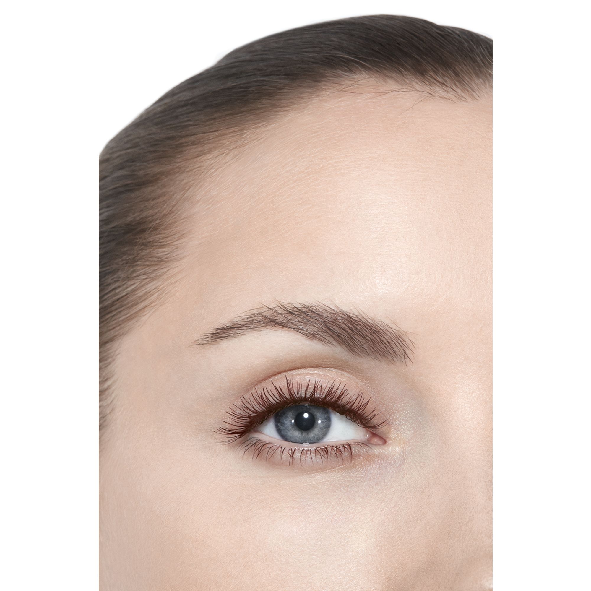 VOLUME AND DEFINITION MASCARA