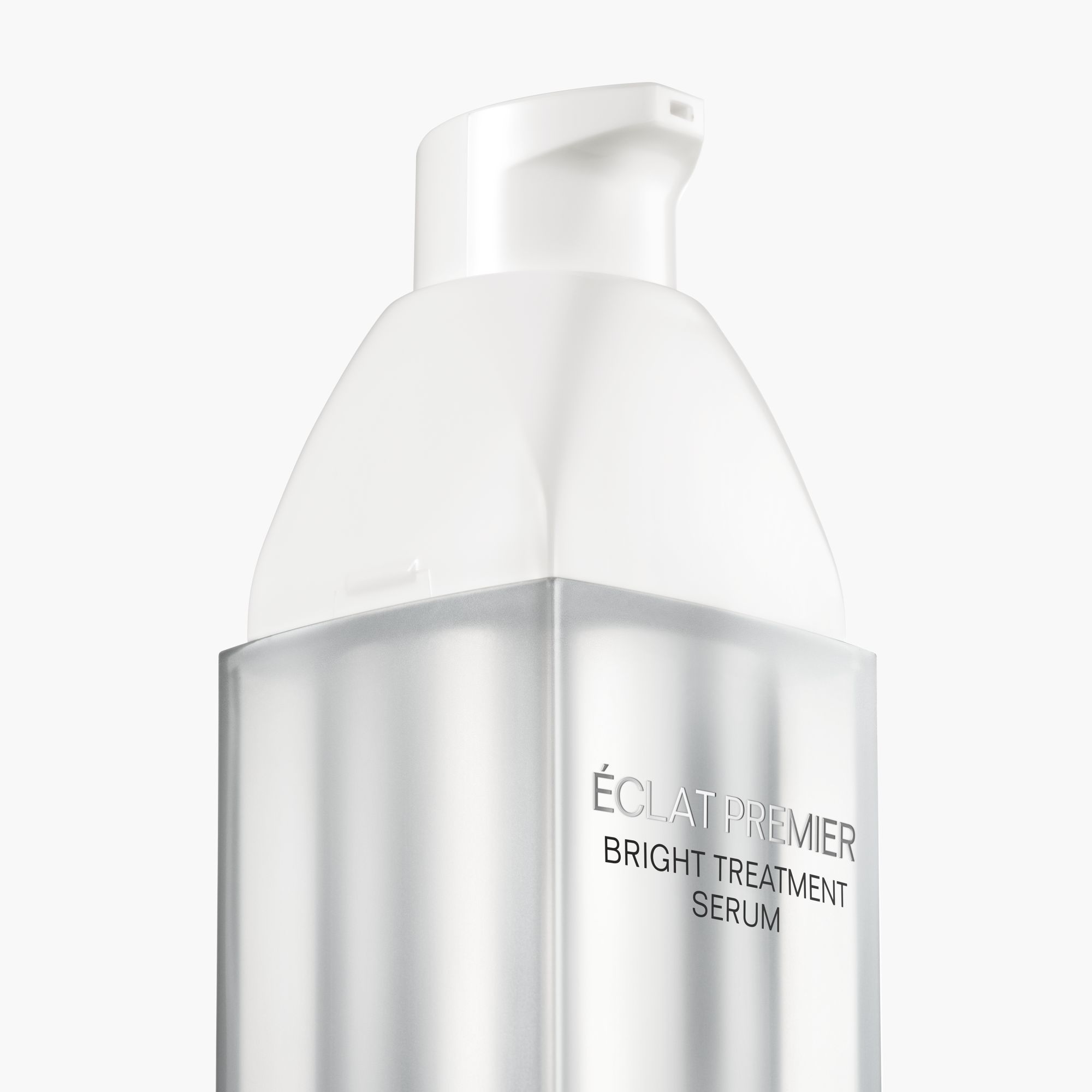 Serum Mencerahkan, Meratakan, dan Menghaluskan