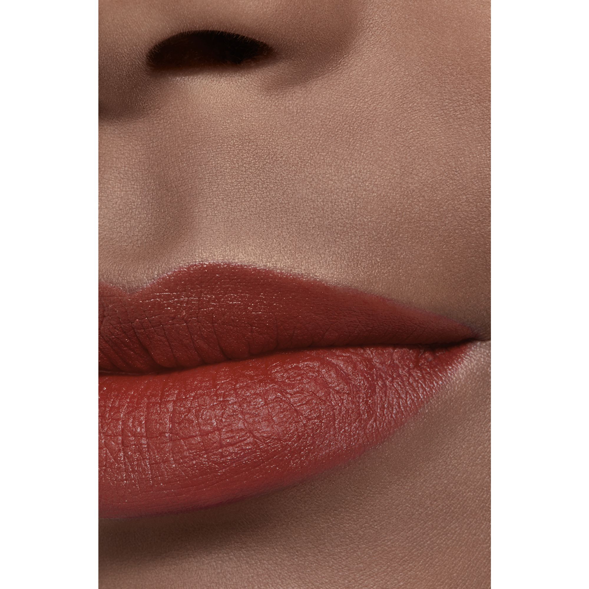 EDISI TERBATAS - LIPSTIK MATTE BERKILAU