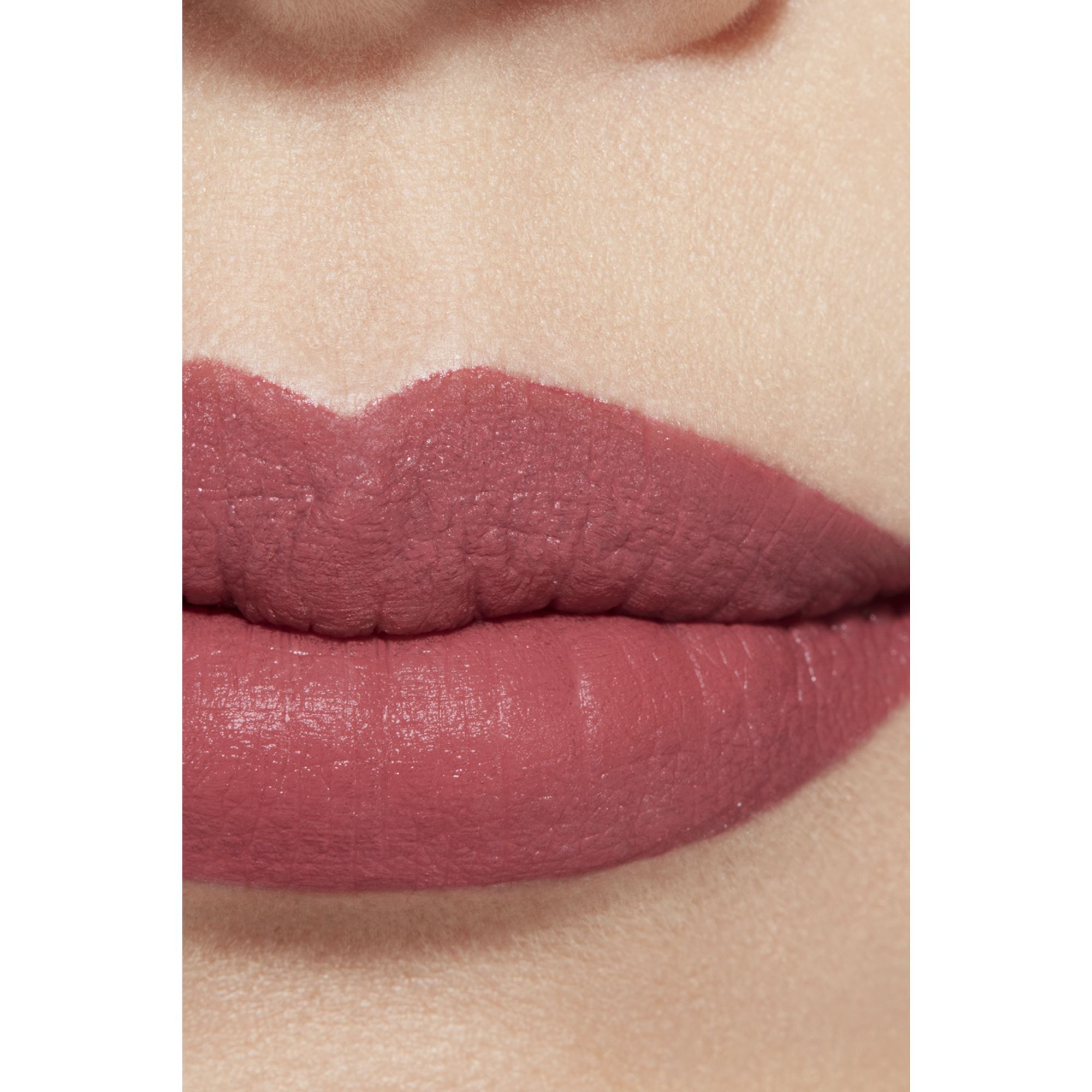 EDISI TERBATAS - LIPSTIK MATTE BERKILAU