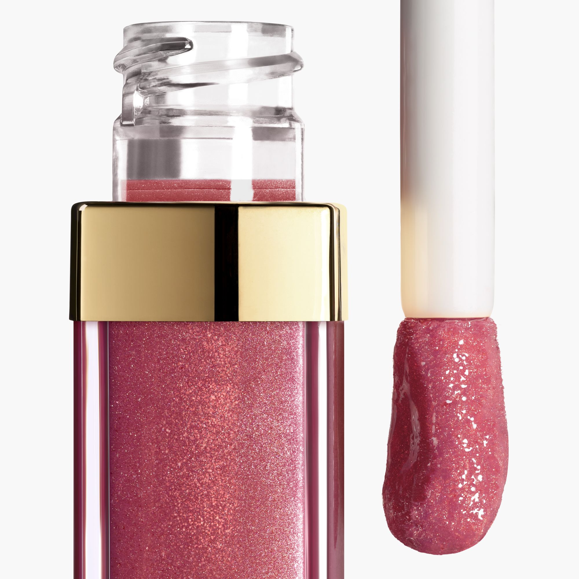 LIP GLOSS BERKILAU INTENS YANG MELEMBAPKAN DAN MENGHALUSKAN
