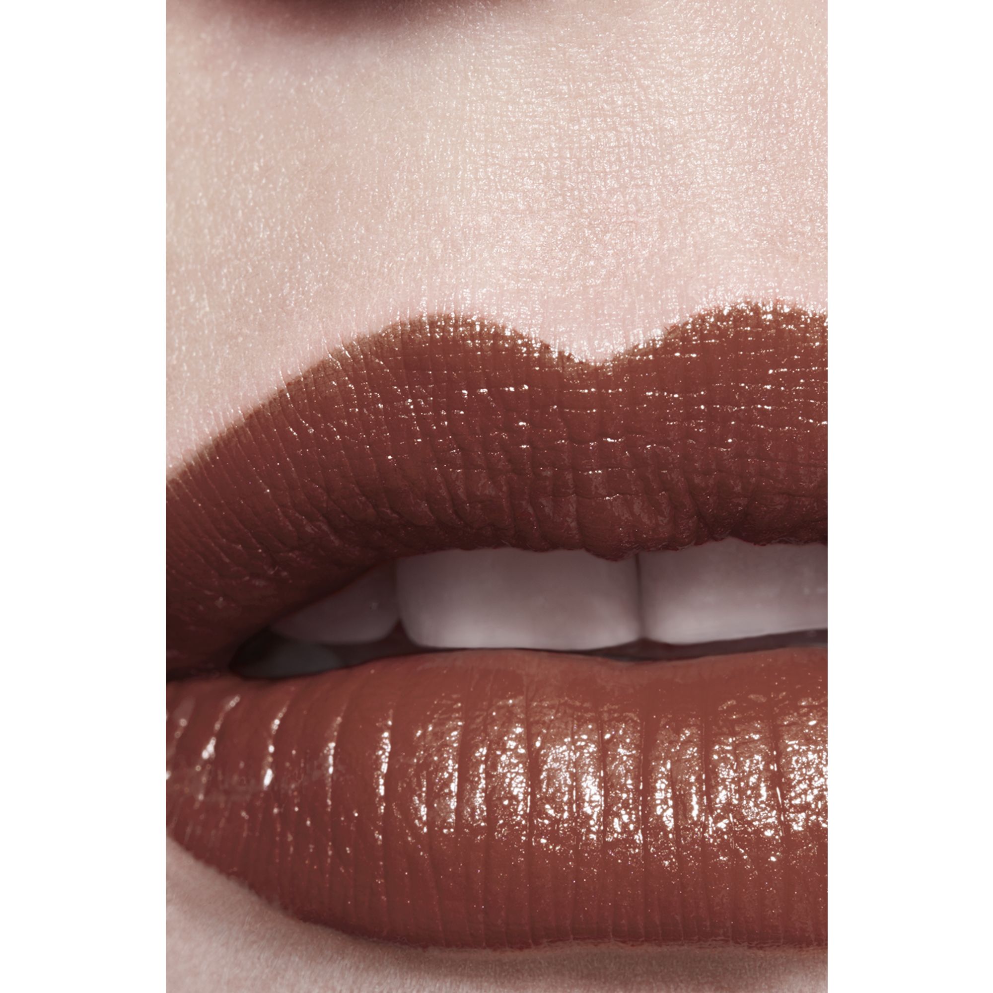LUMINOUS INTENSE LIP COLOUR