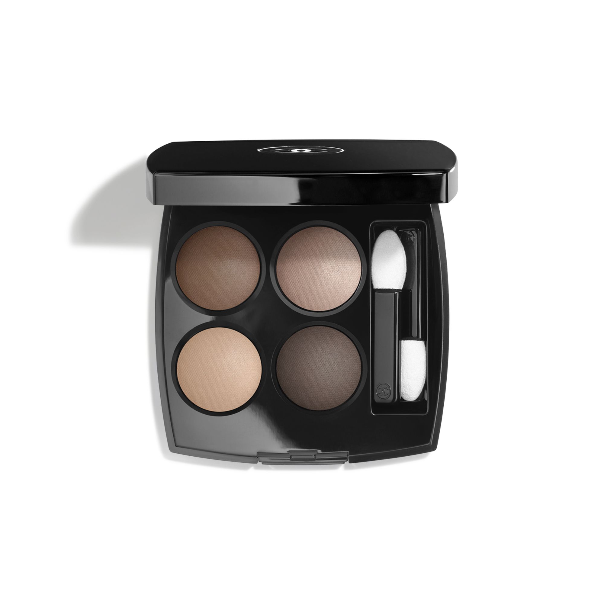 EYESHADOW EMPAT WARNA MULTIEFEK