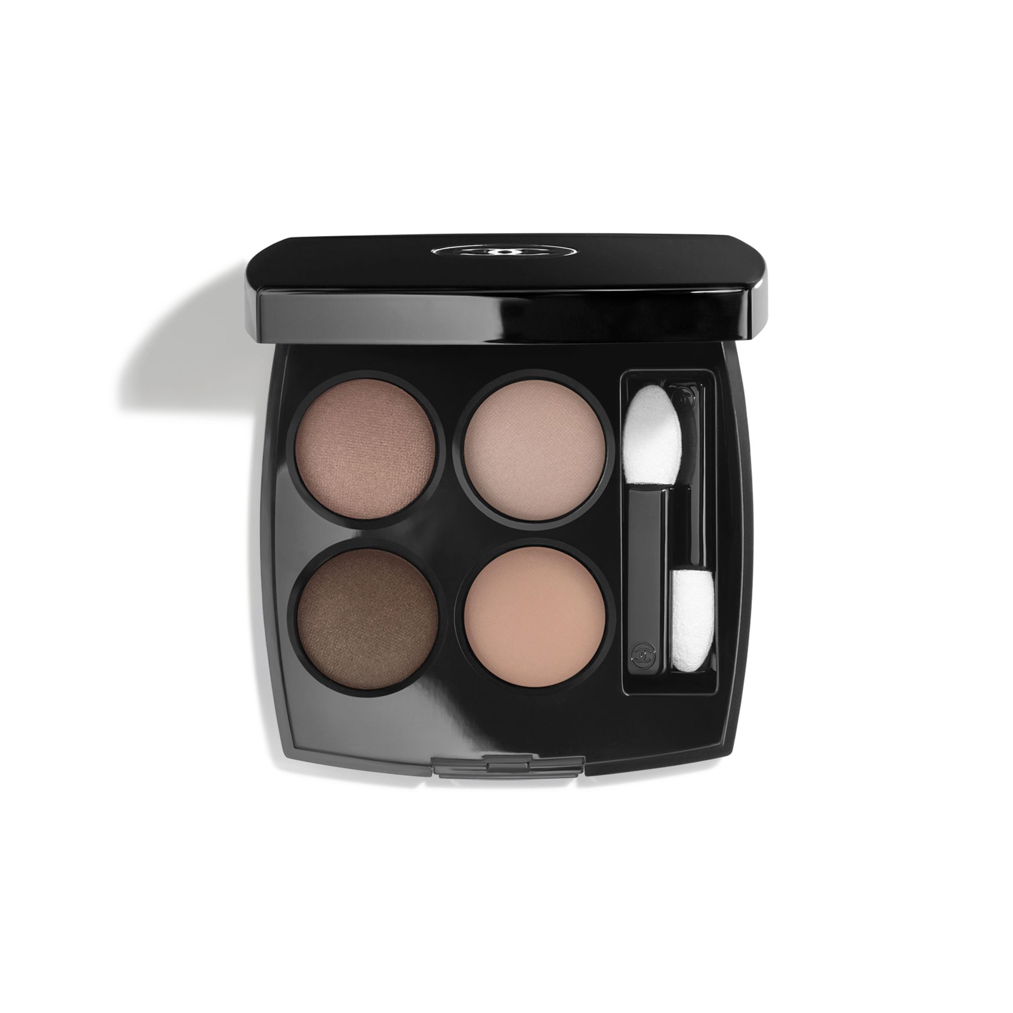 EYESHADOW EMPAT WARNA MULTIEFEK