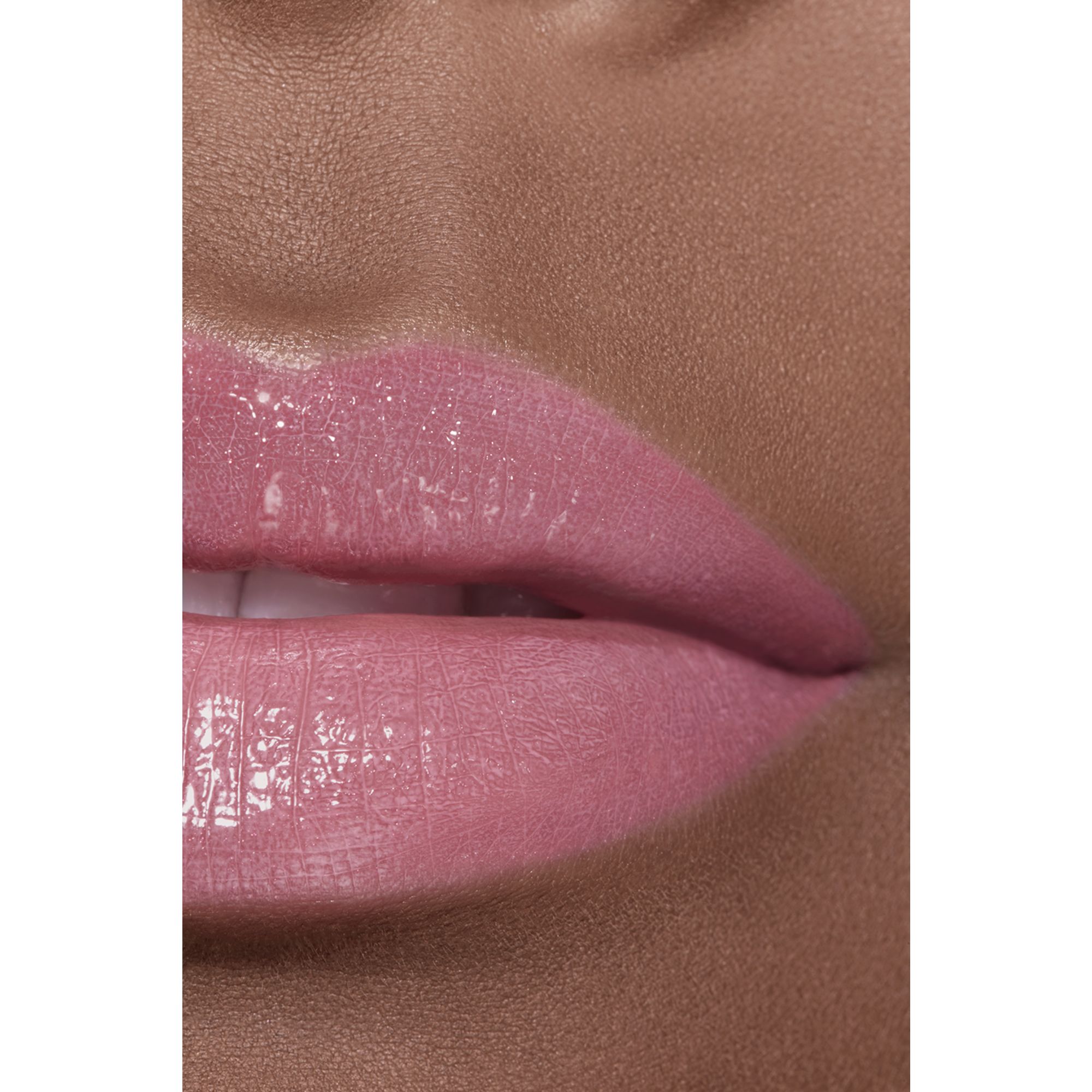 LIP BALM YANG MELEMBAPKAN DAN MEMPERCANTIK BIBIR